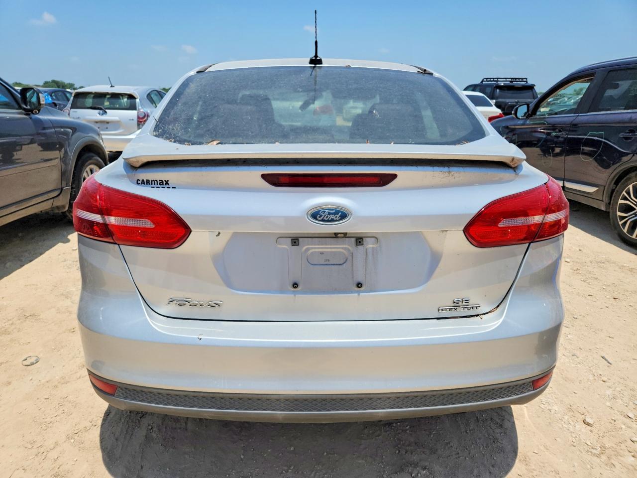 2015 Ford Focus Se Silver vin: 1FADP3F21FL240582