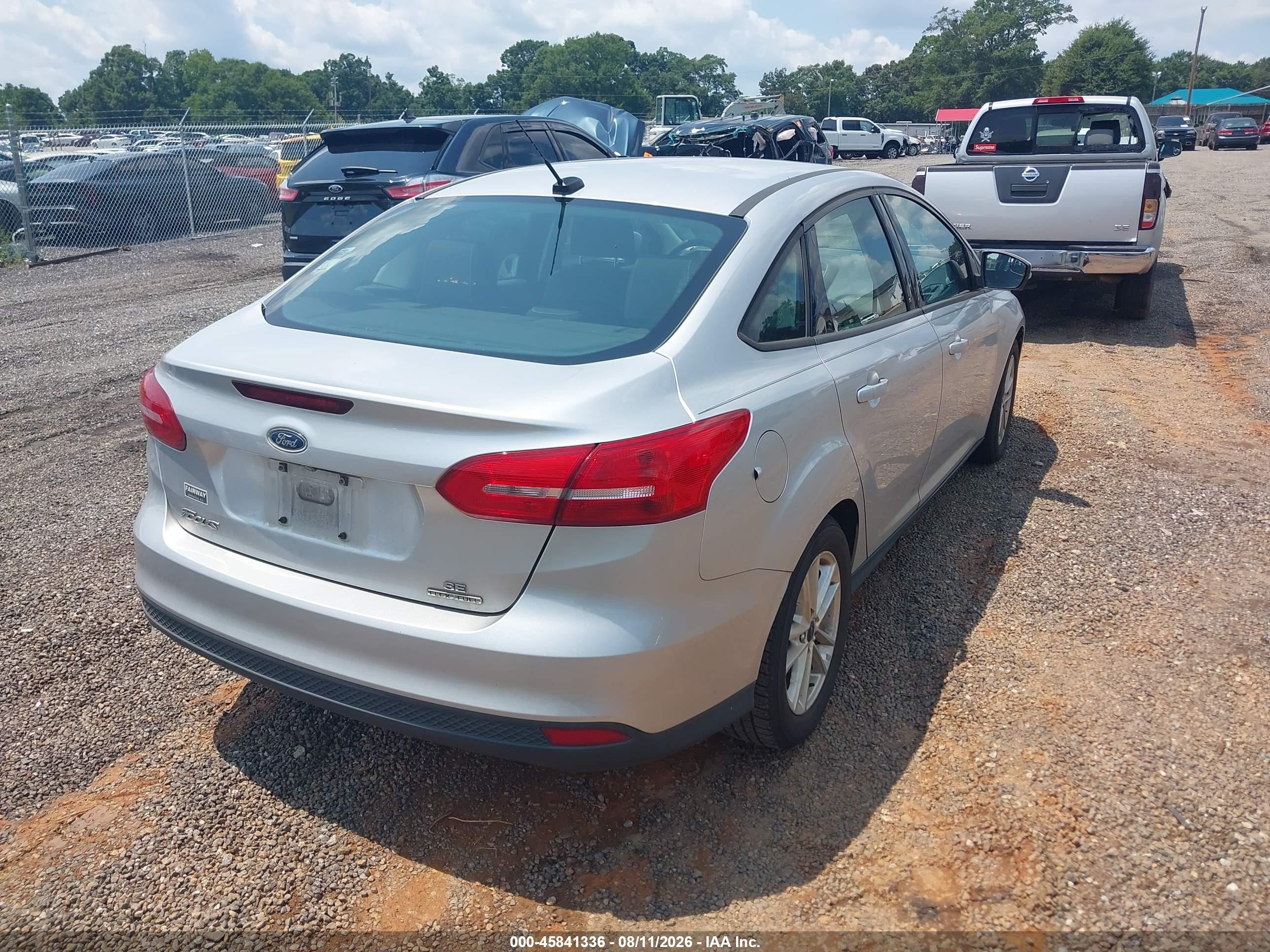 2015 Ford Focus Se Silver vin: 1FADP3F21FL252408