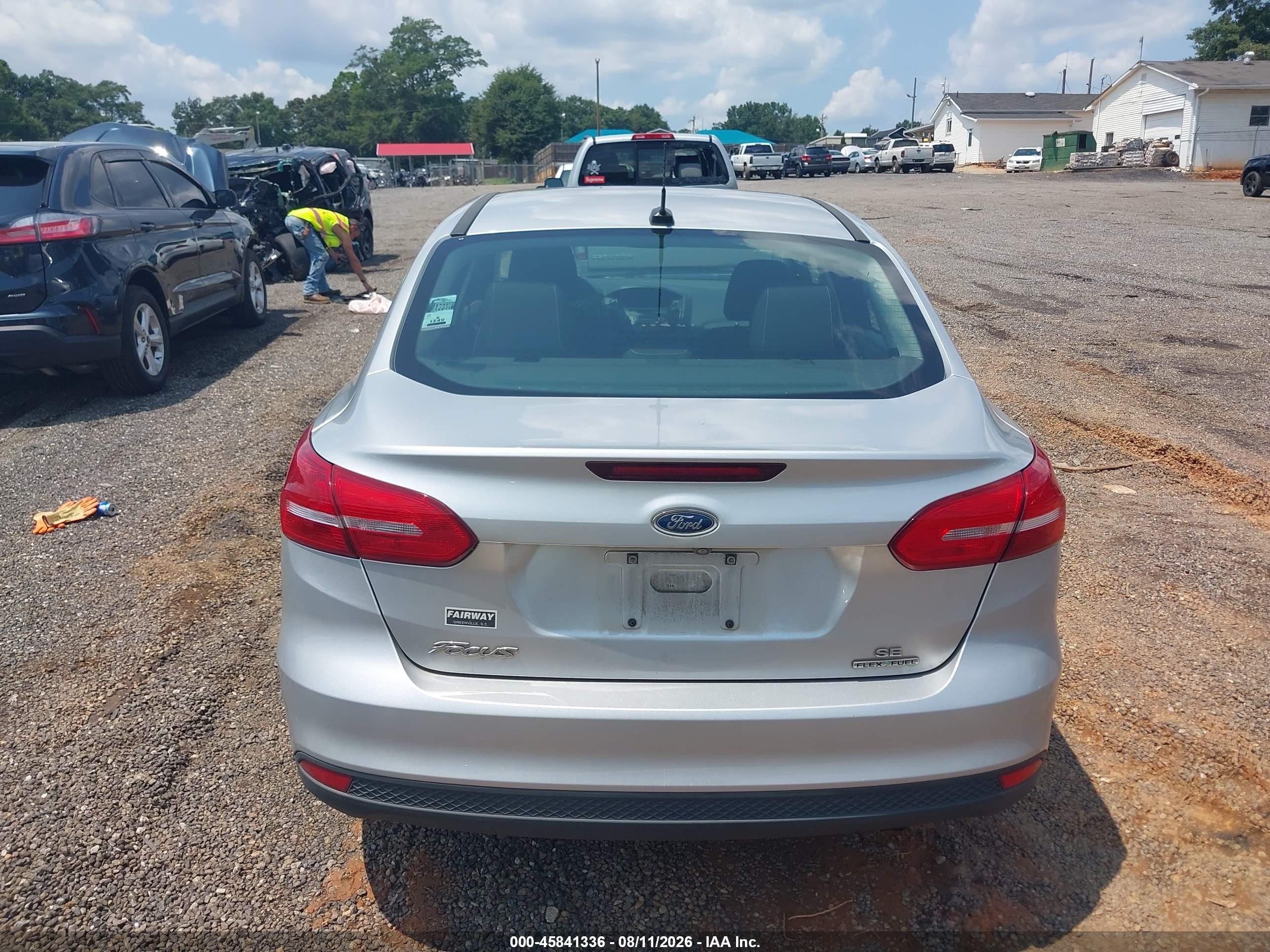 2015 Ford Focus Se Silver vin: 1FADP3F21FL252408