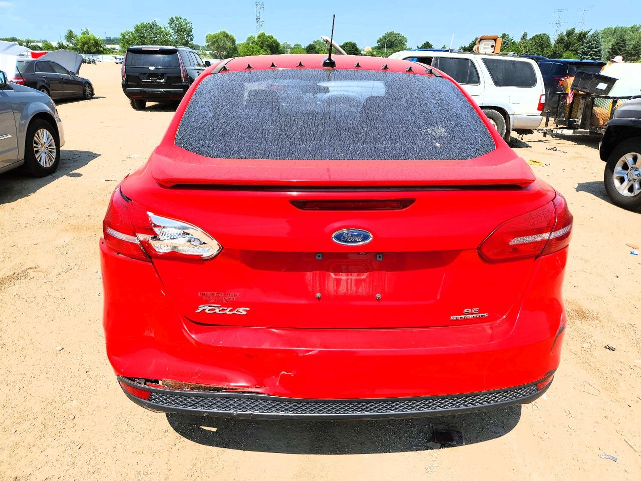 2015 Ford Focus Se Red vin: 1FADP3F21FL283237