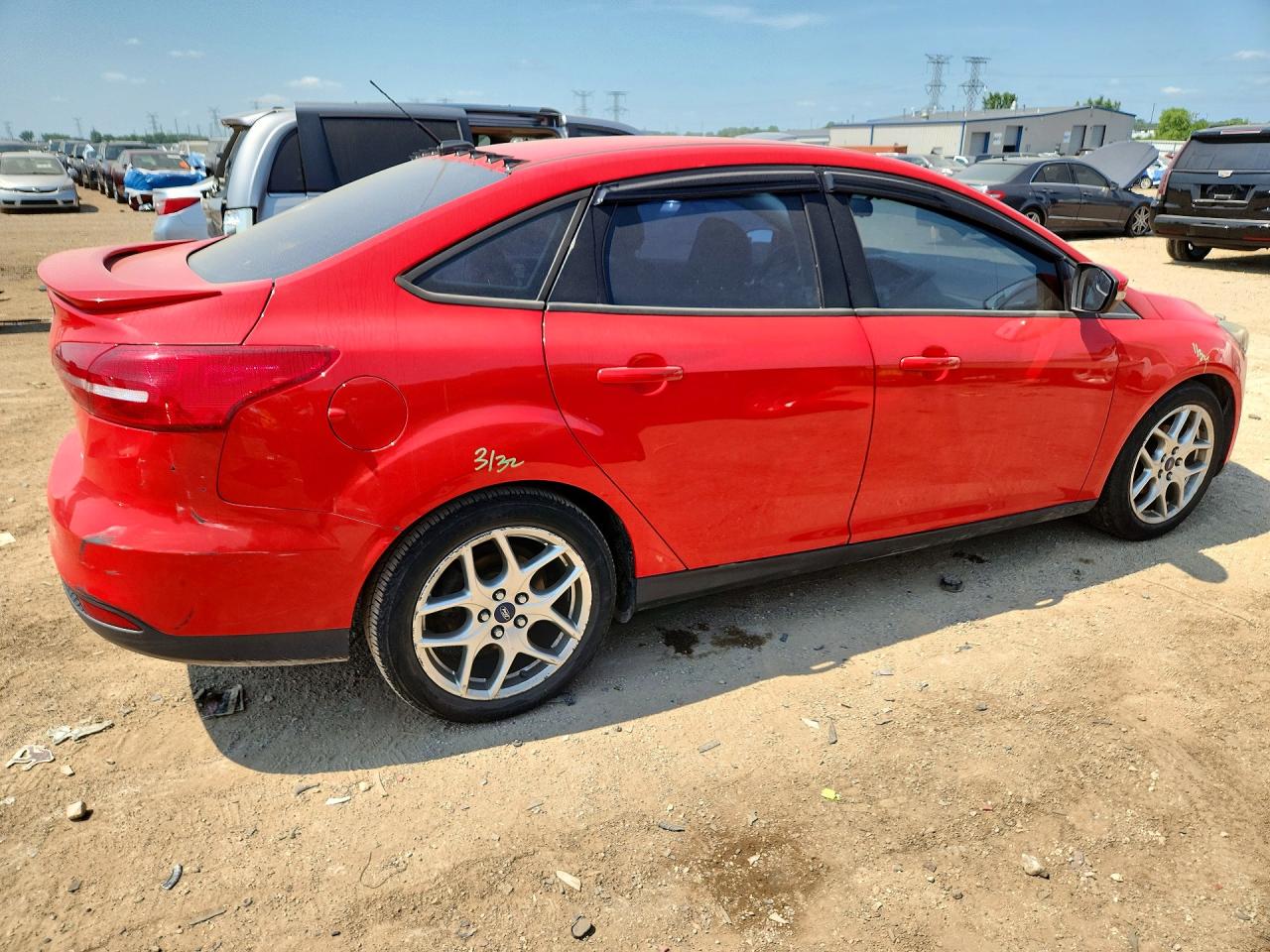2015 Ford Focus Se Red vin: 1FADP3F21FL283237