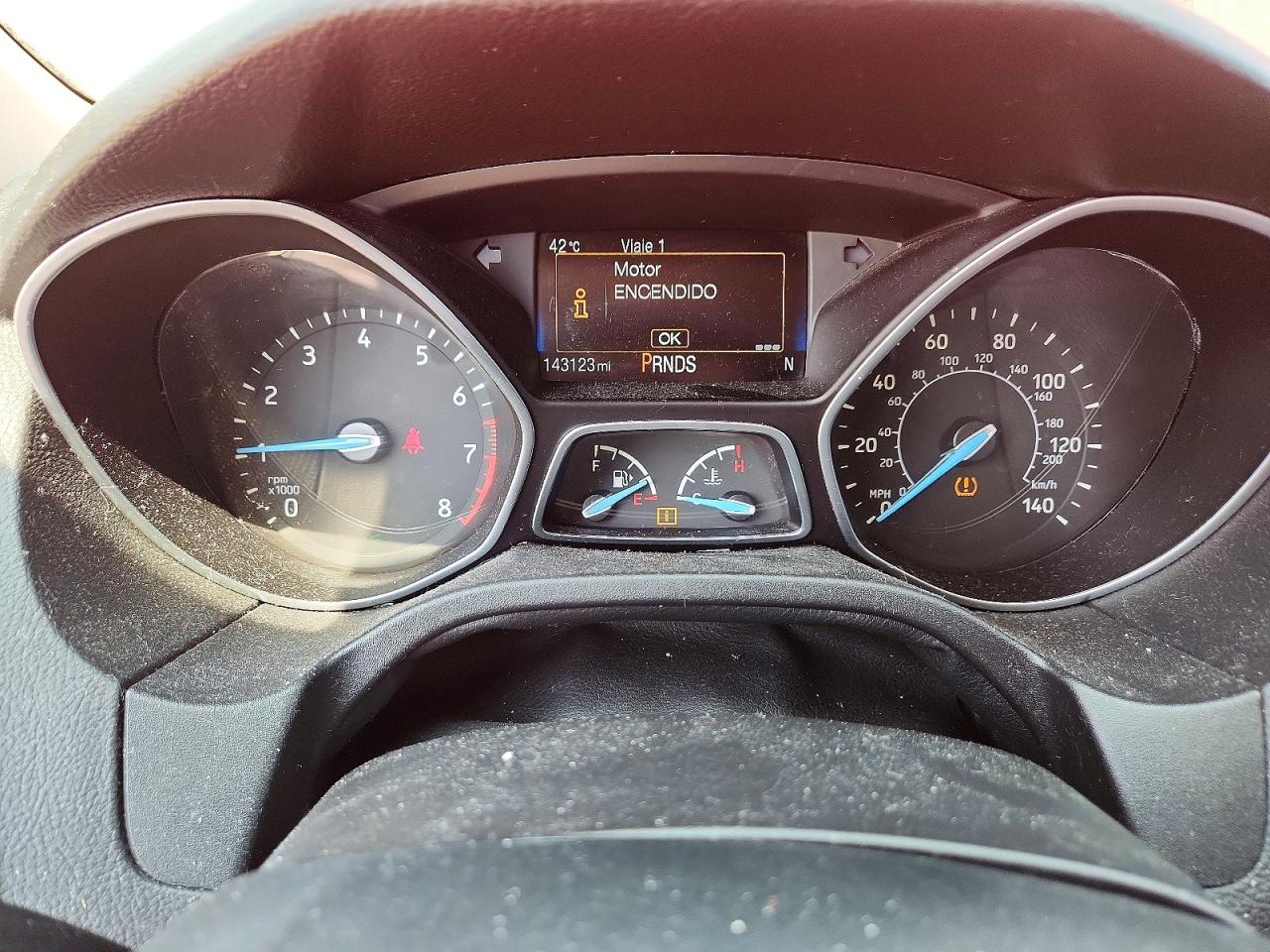 2015 Ford Focus Se Red vin: 1FADP3F21FL283237