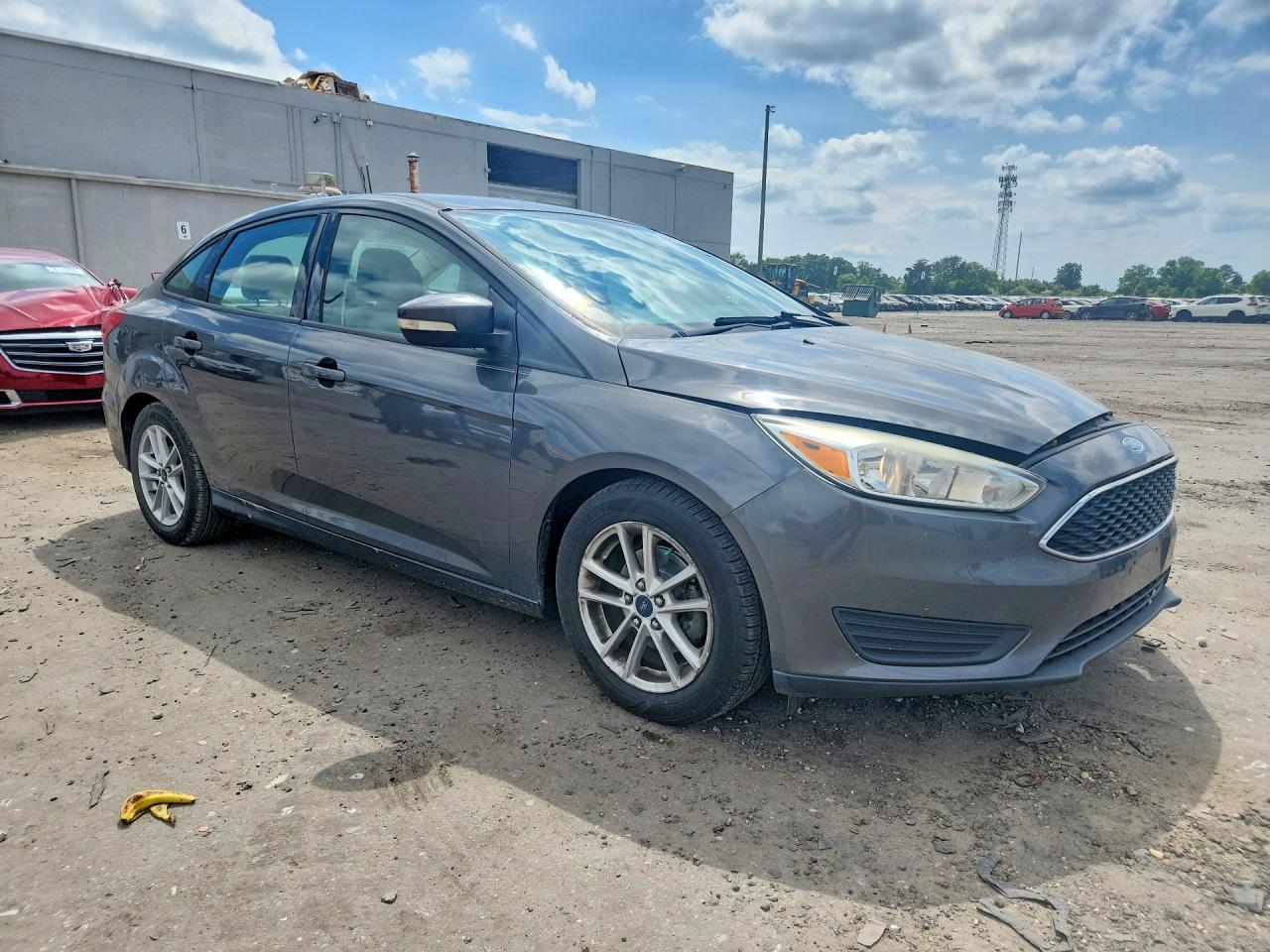 2015 Ford Focus Se Silver vin: 1FADP3F21FL302577