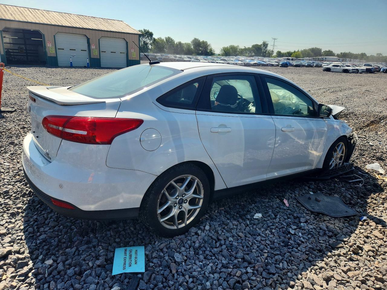 2015 Ford Focus Se White vin: 1FADP3F21FL322960