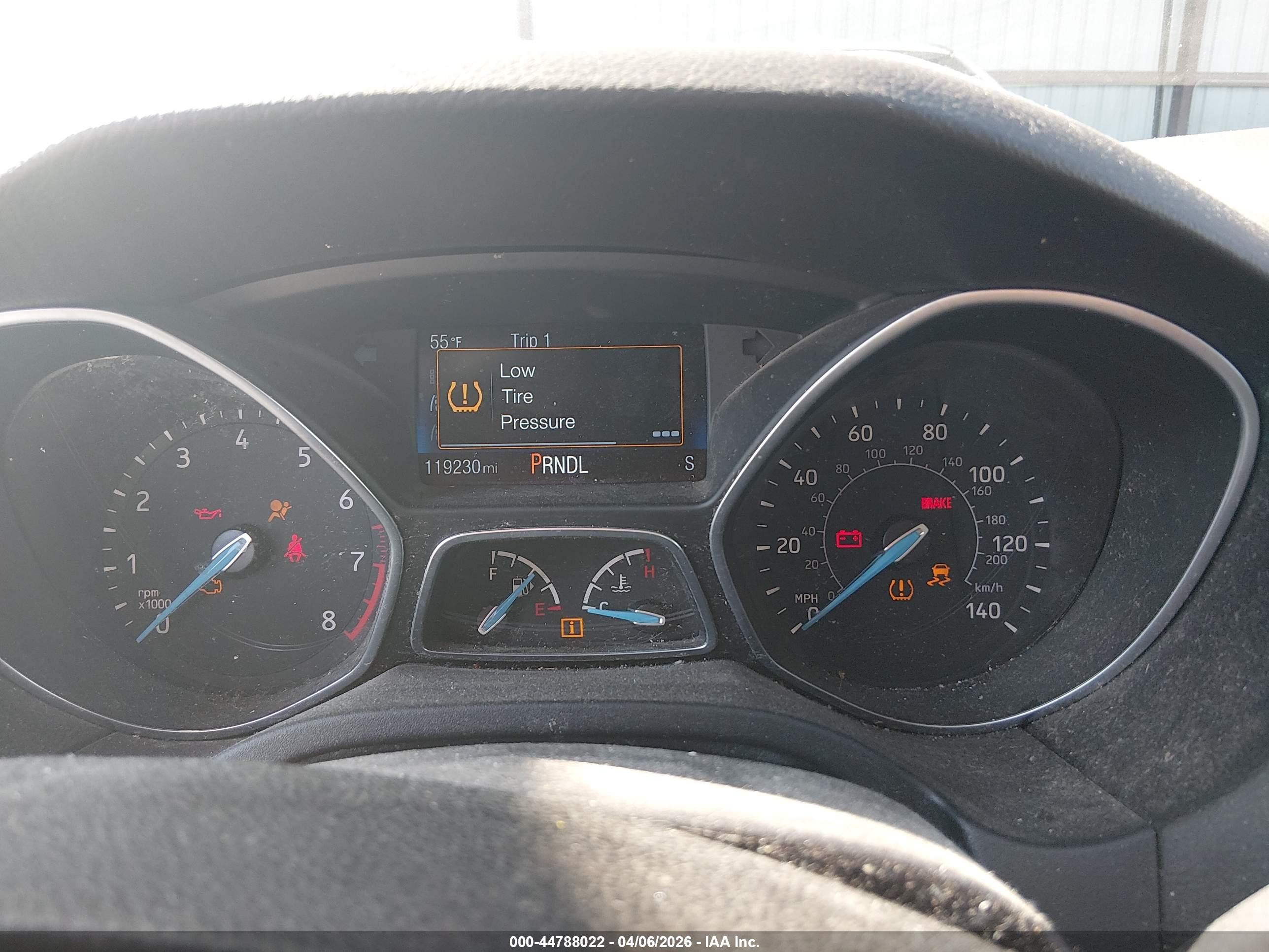 2015 Ford Focus Se Silver vin: 1FADP3F21FL329360
