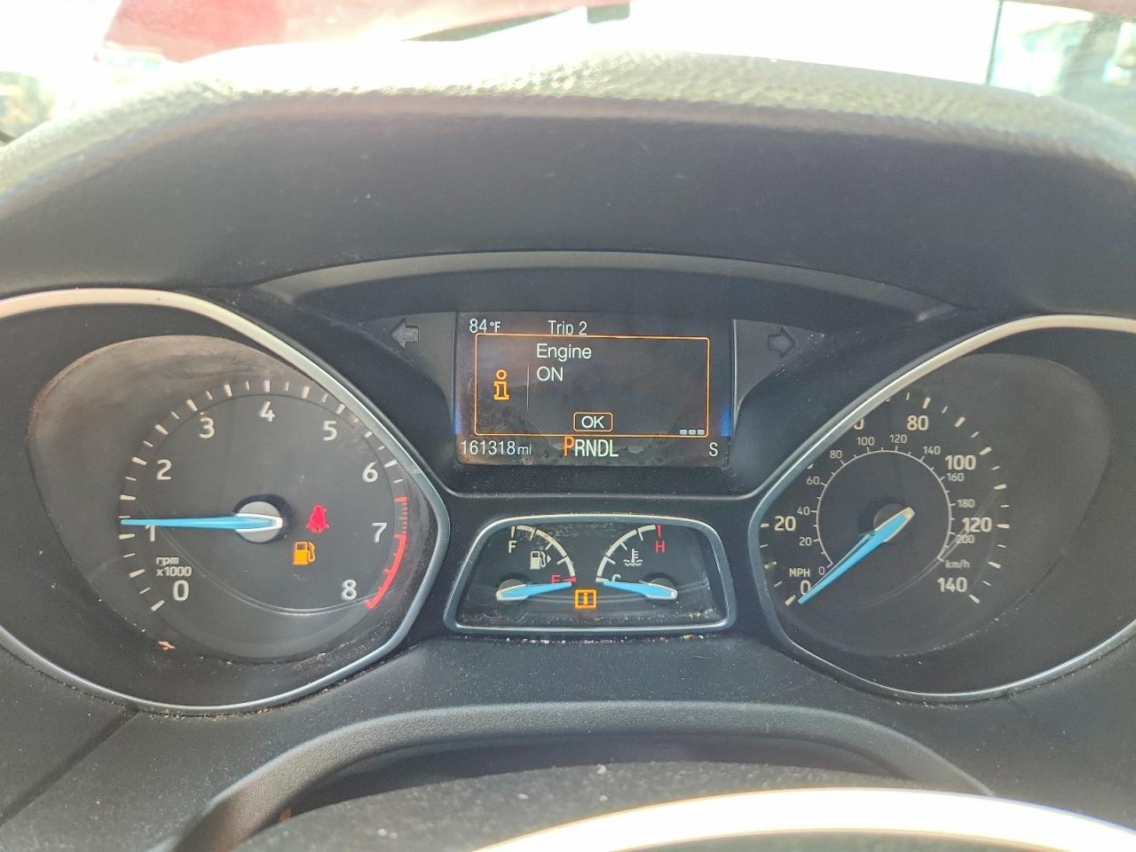 2015 Ford Focus Se Red vin: 1FADP3F21FL333862