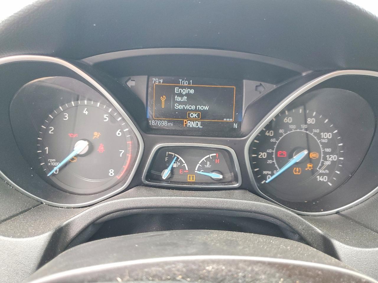 2015 Ford Focus Se Белый vin: 1FADP3F21FL335322
