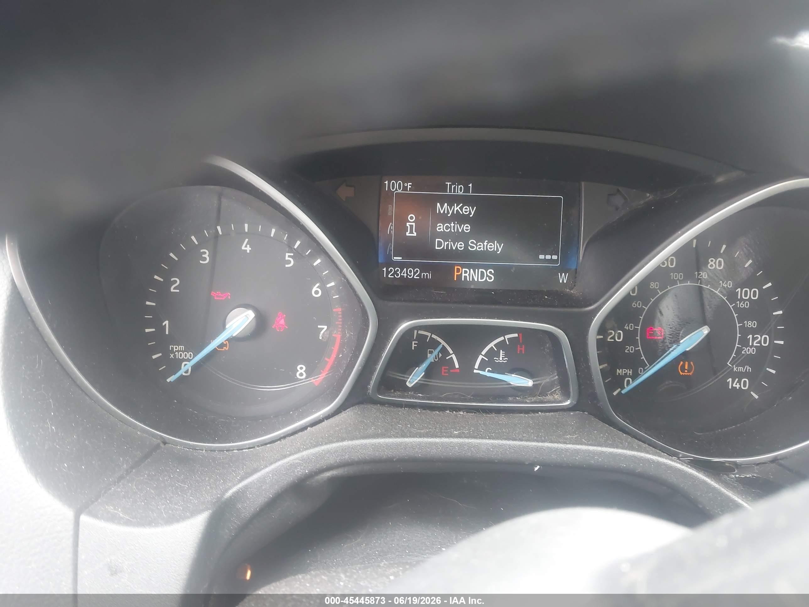 2015 Ford Focus Se Gray vin: 1FADP3F21FL357157