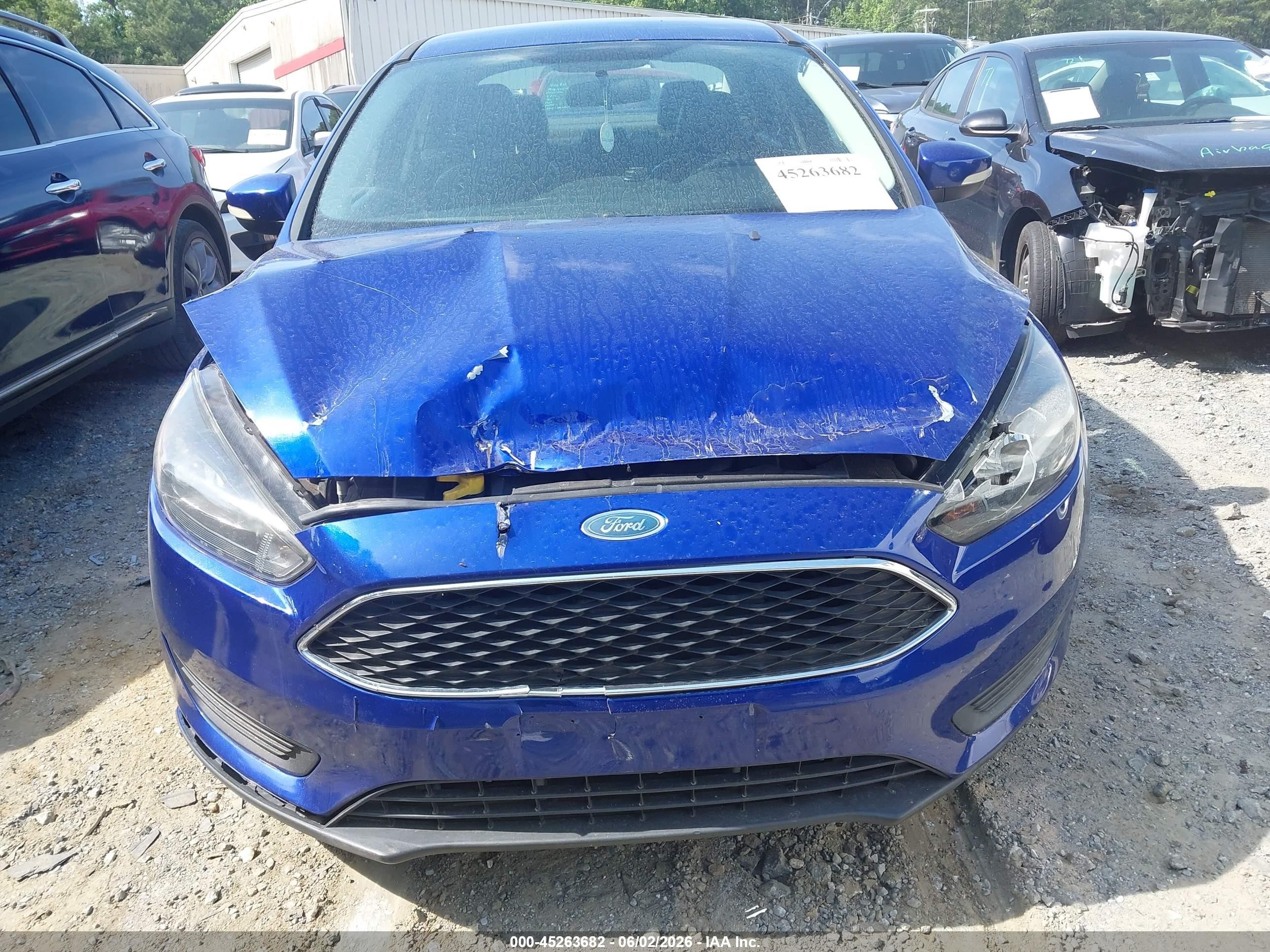 2015 Ford Focus Se Blue vin: 1FADP3F21FL381863