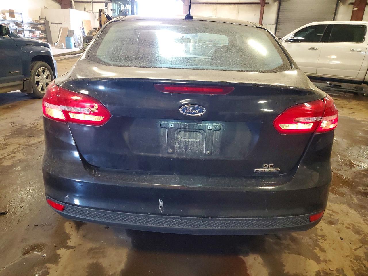 2015 Ford Focus Se Black vin: 1FADP3F21FL383094
