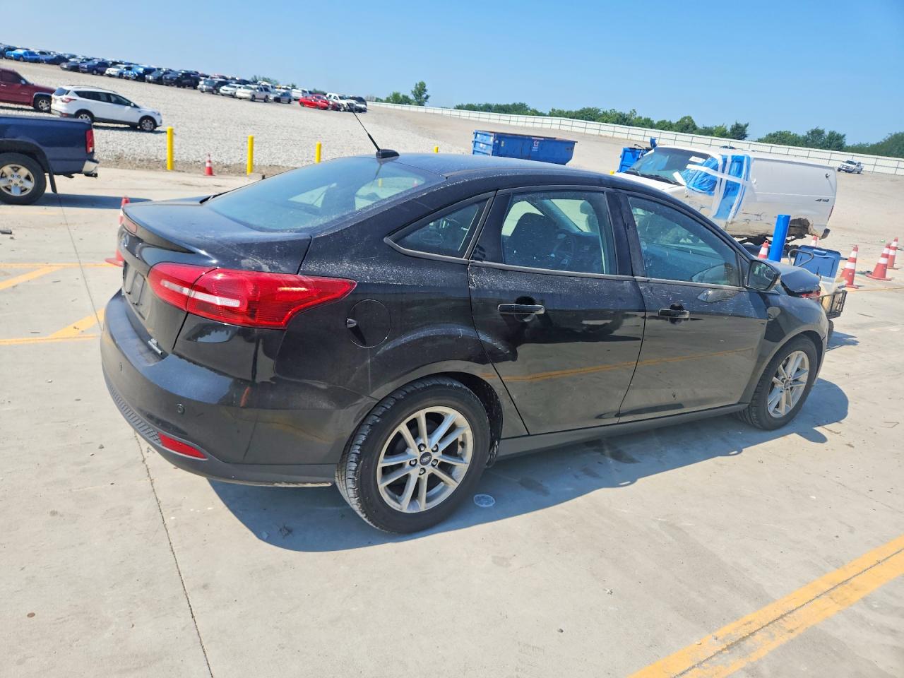 2016 Ford Focus Se Black vin: 1FADP3F21GL390595