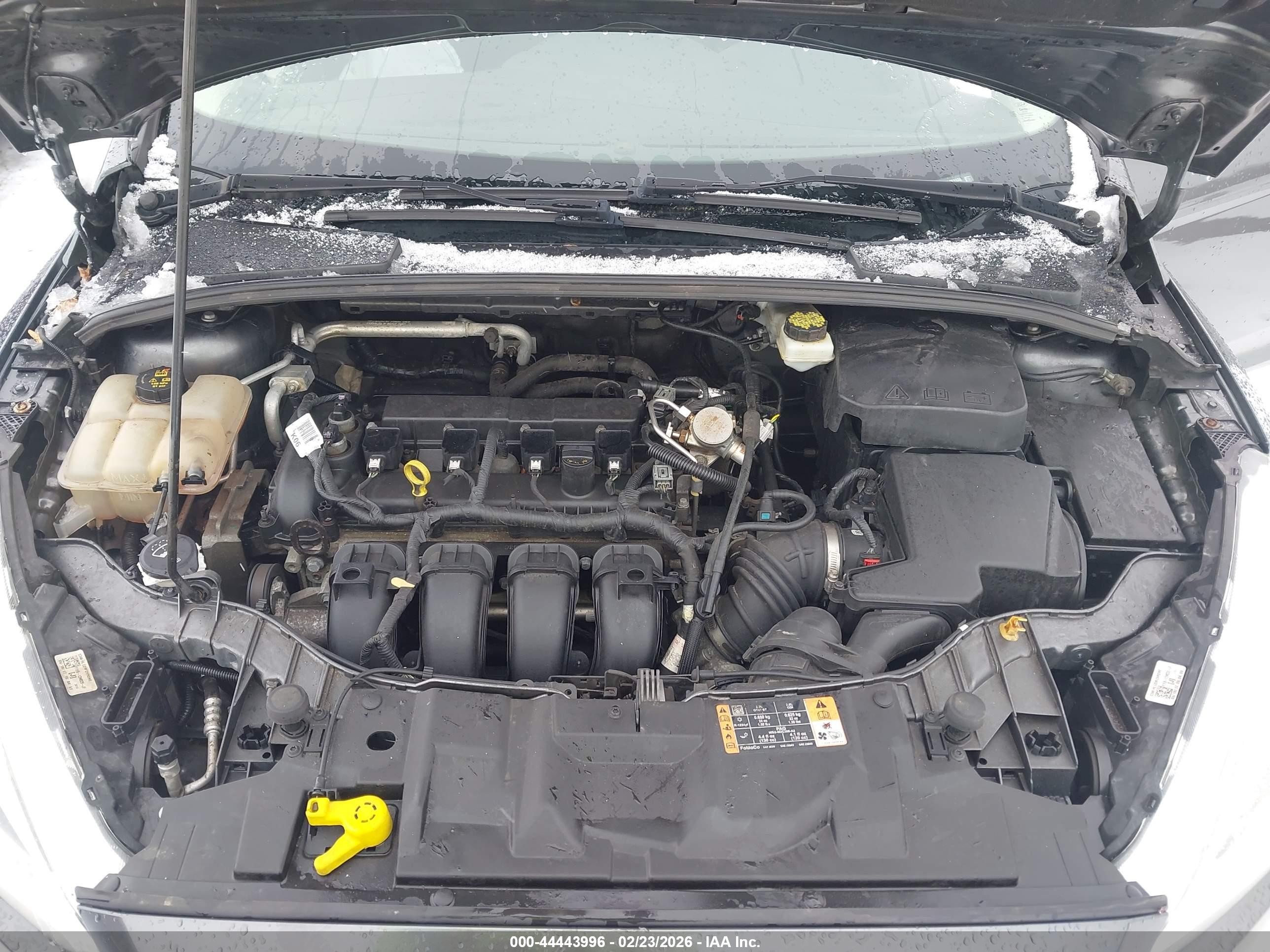 2017 Ford Focus Se Gray vin: 1FADP3F21HL288408