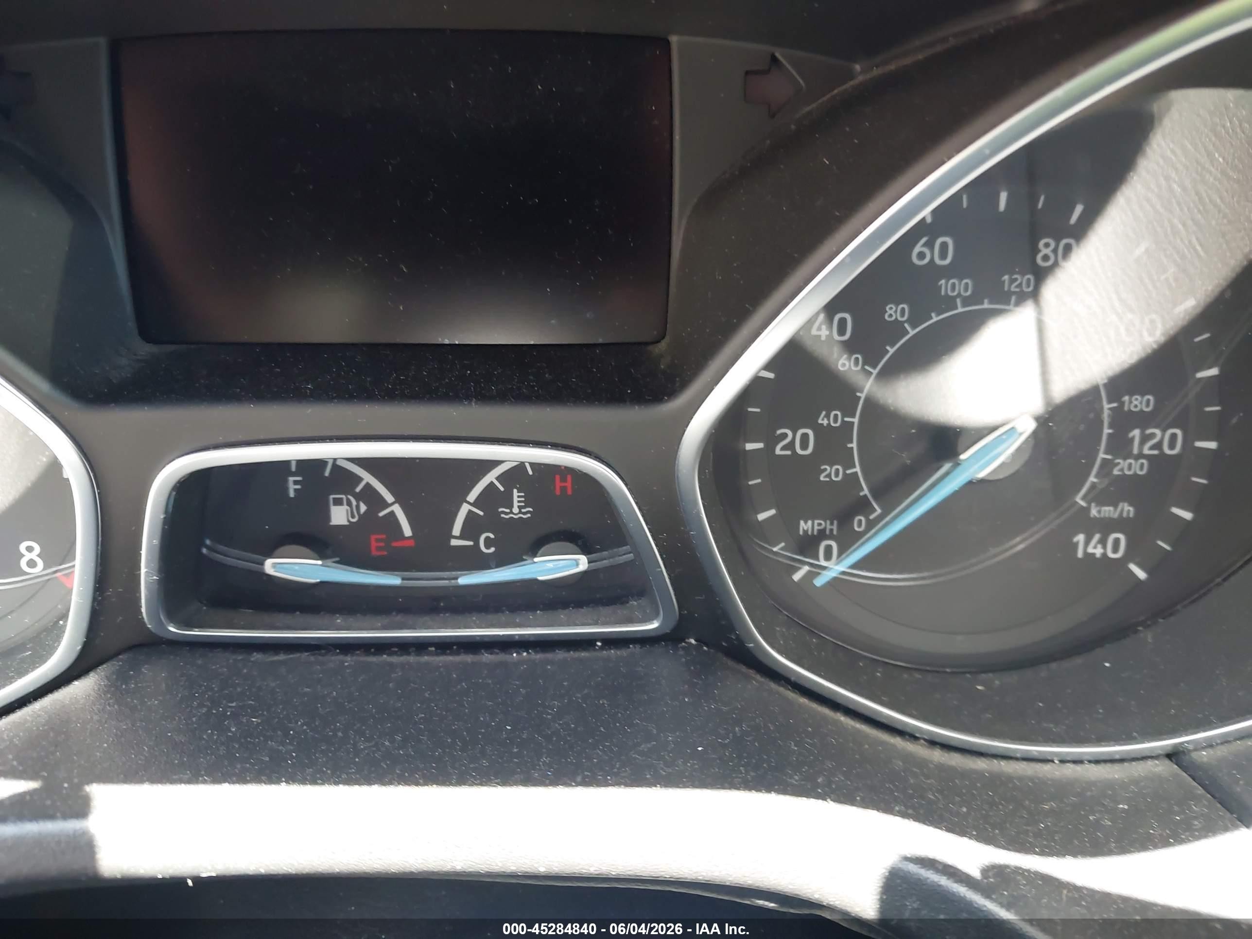 2018 Ford Focus Se Black vin: 1FADP3F21JL332252