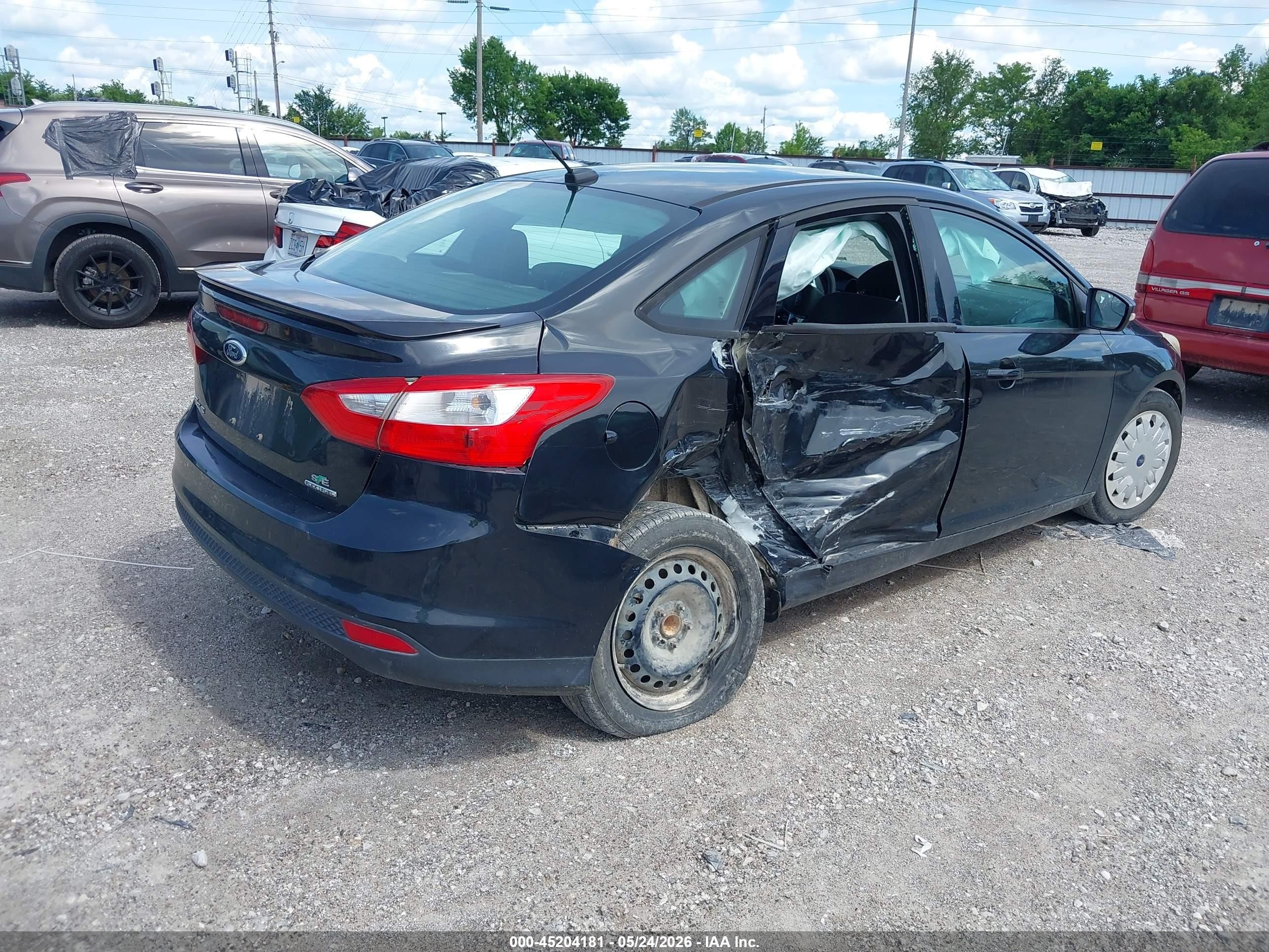 2013 Ford Focus Se Black vin: 1FADP3F22DL107682