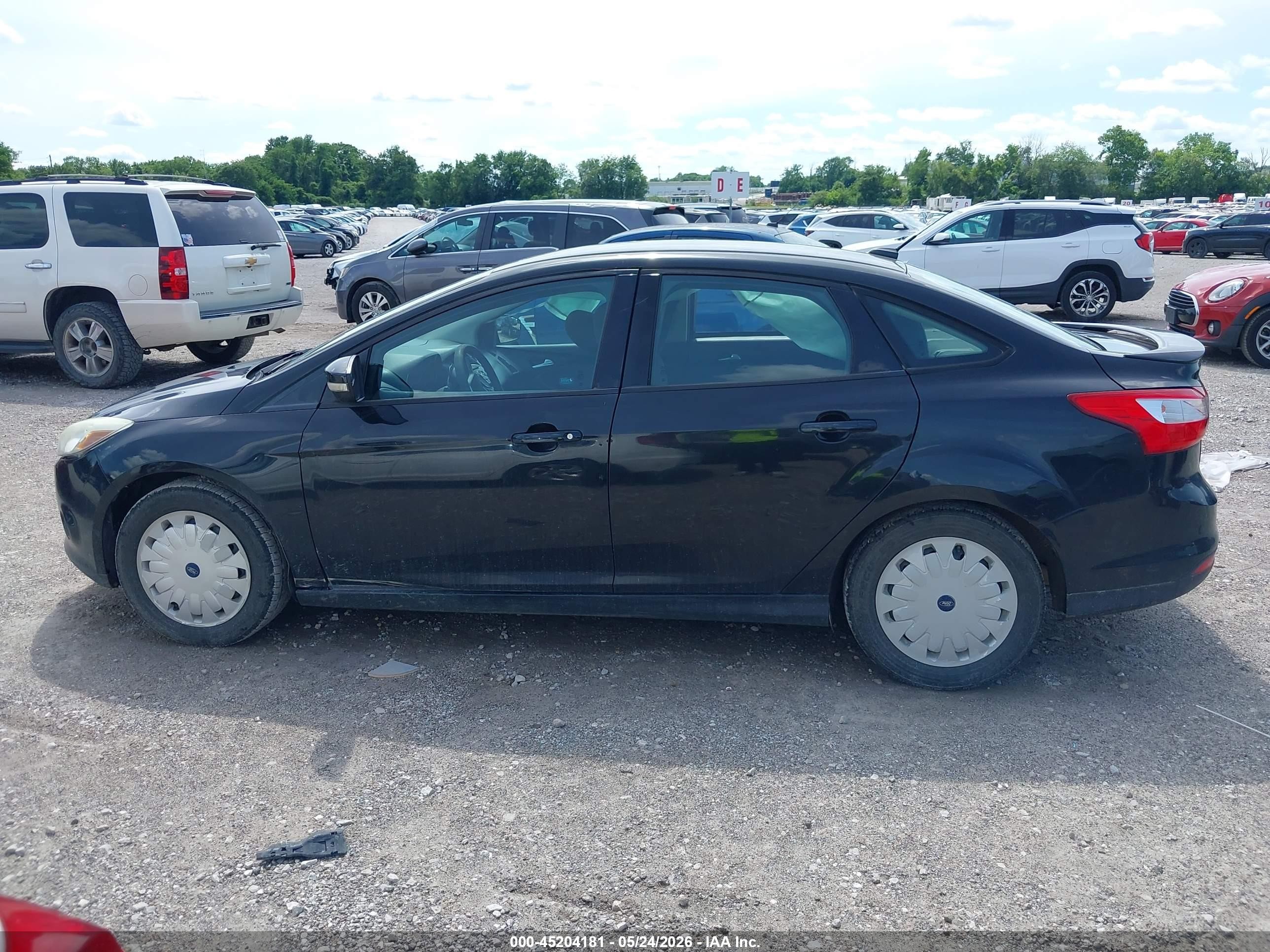 2013 Ford Focus Se Black vin: 1FADP3F22DL107682
