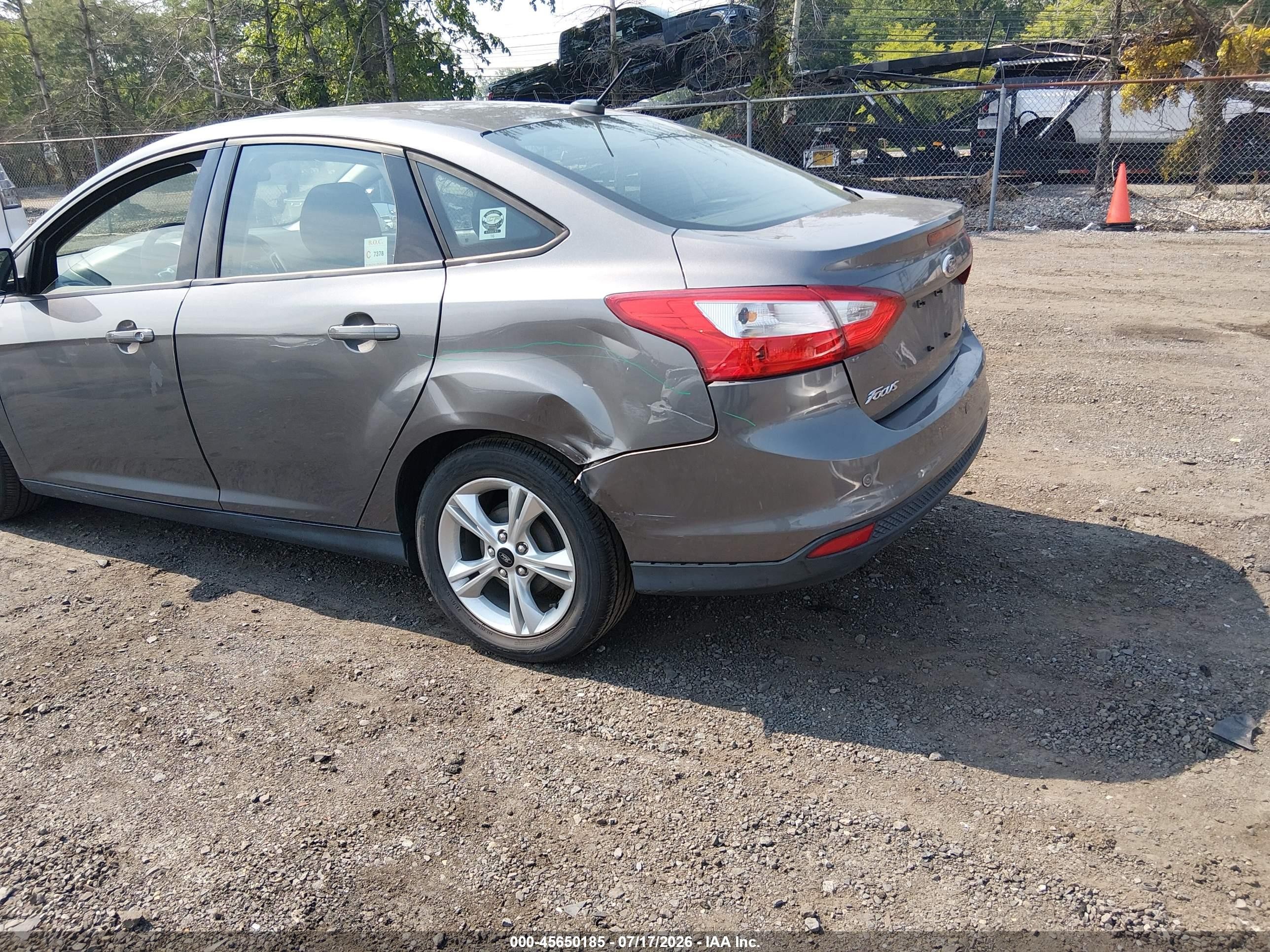 2013 Ford Focus Se Gray vin: 1FADP3F22DL135630
