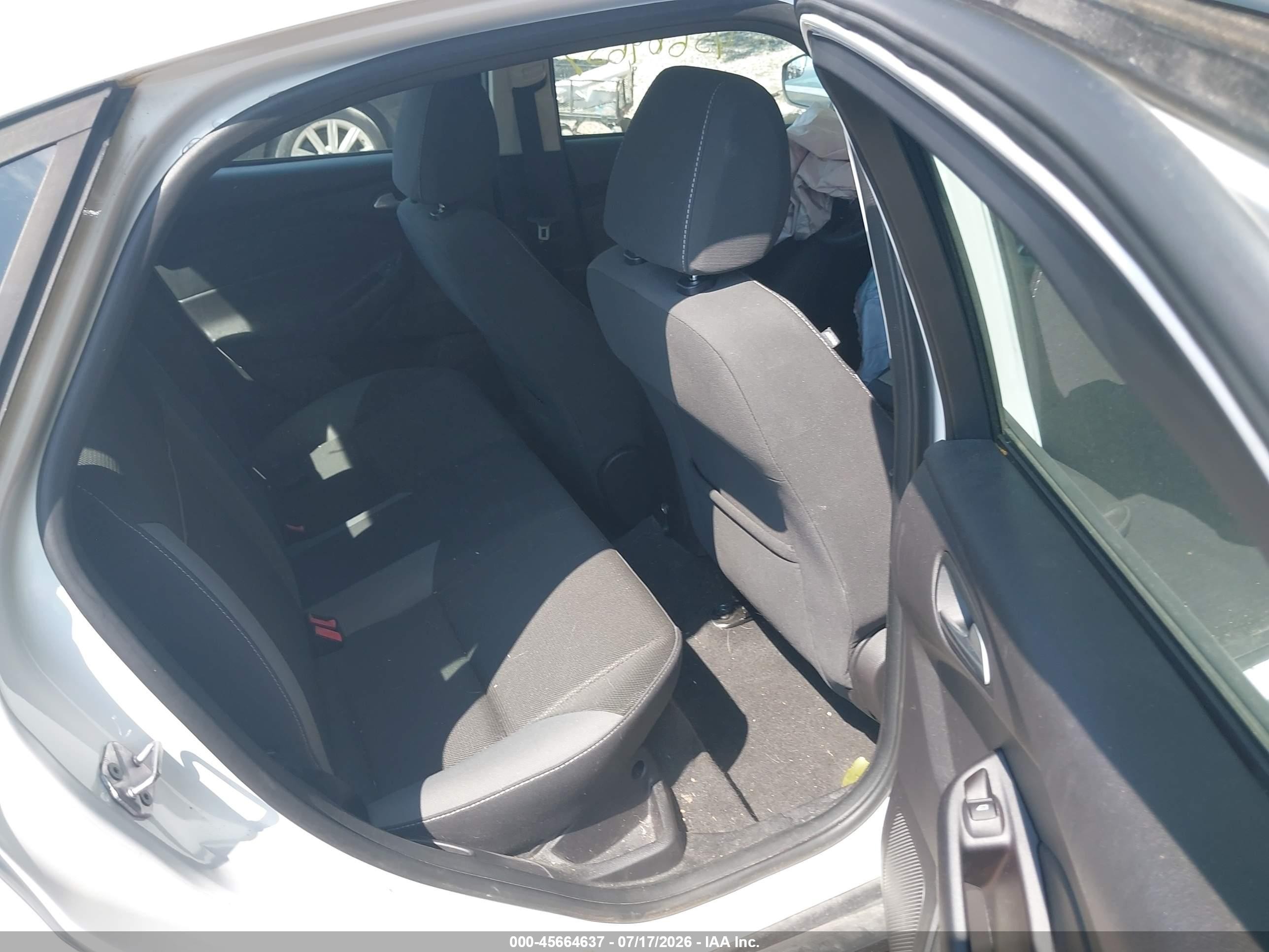 2013 Ford Focus Se White vin: 1FADP3F22DL135949