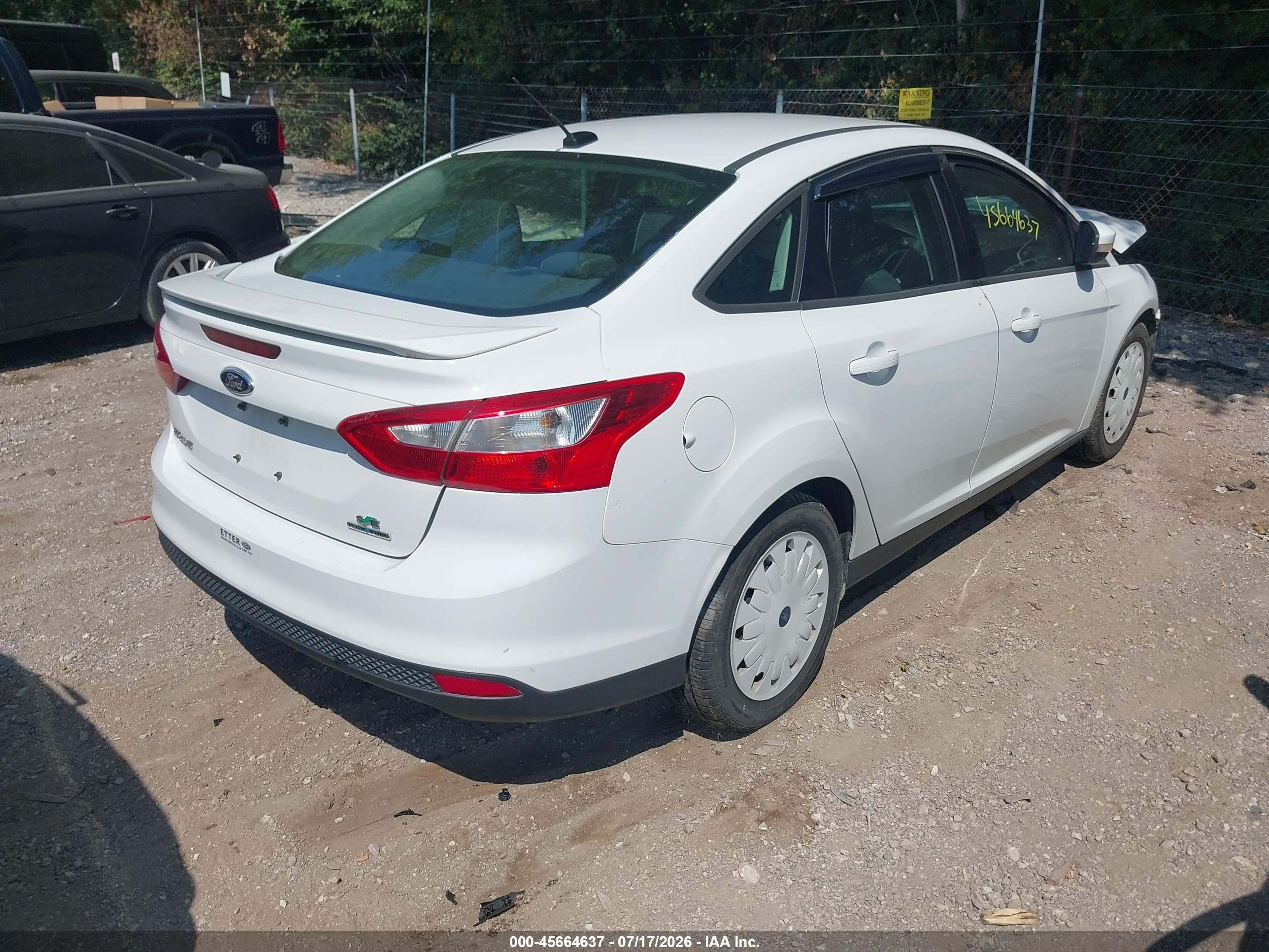 2013 Ford Focus Se White vin: 1FADP3F22DL135949