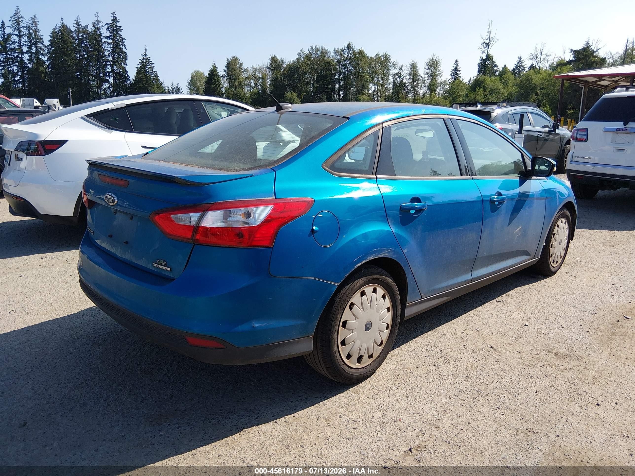2013 Ford Focus Se Blue vin: 1FADP3F22DL184973