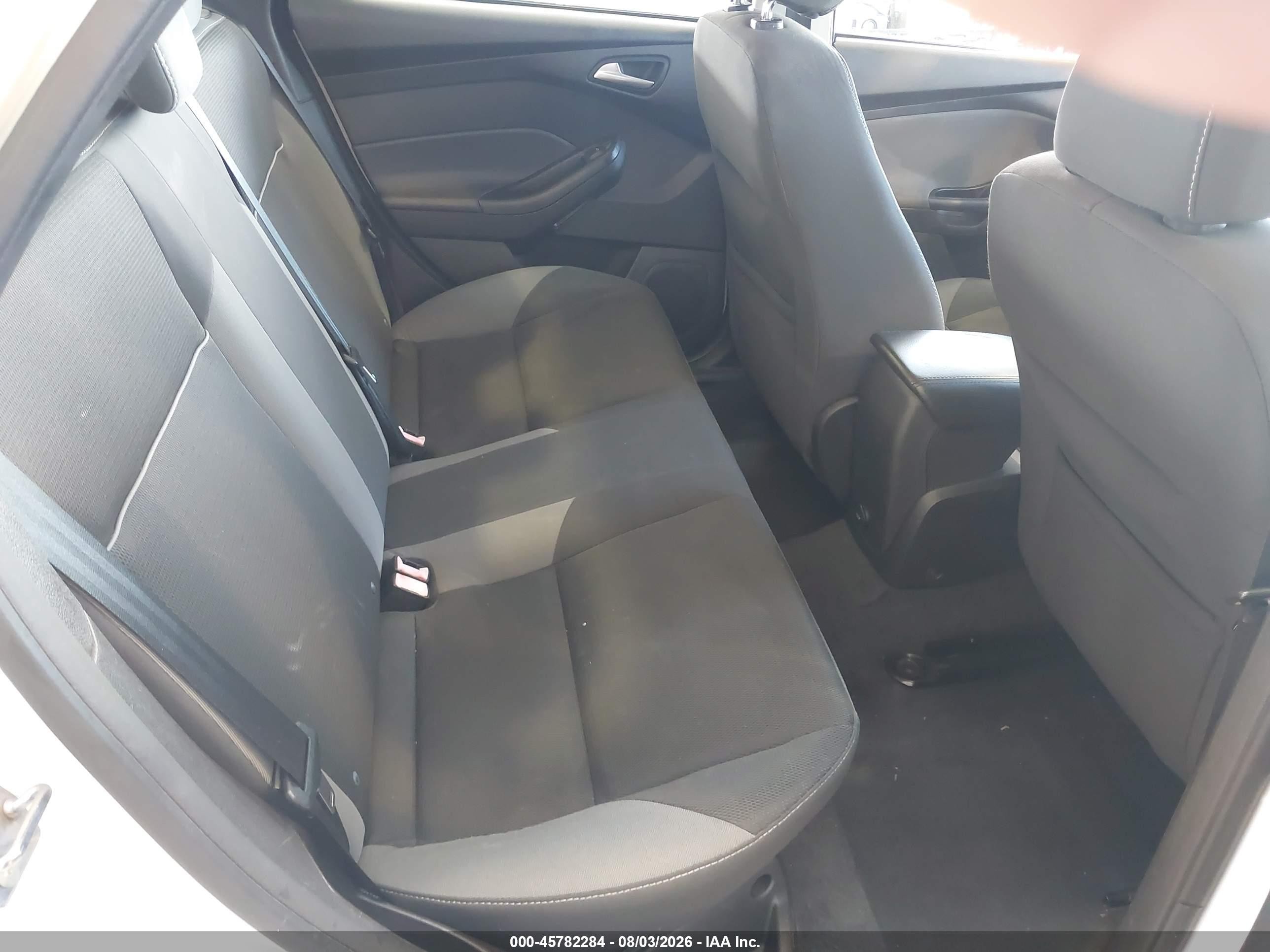 2013 Ford Focus Se White vin: 1FADP3F22DL237445