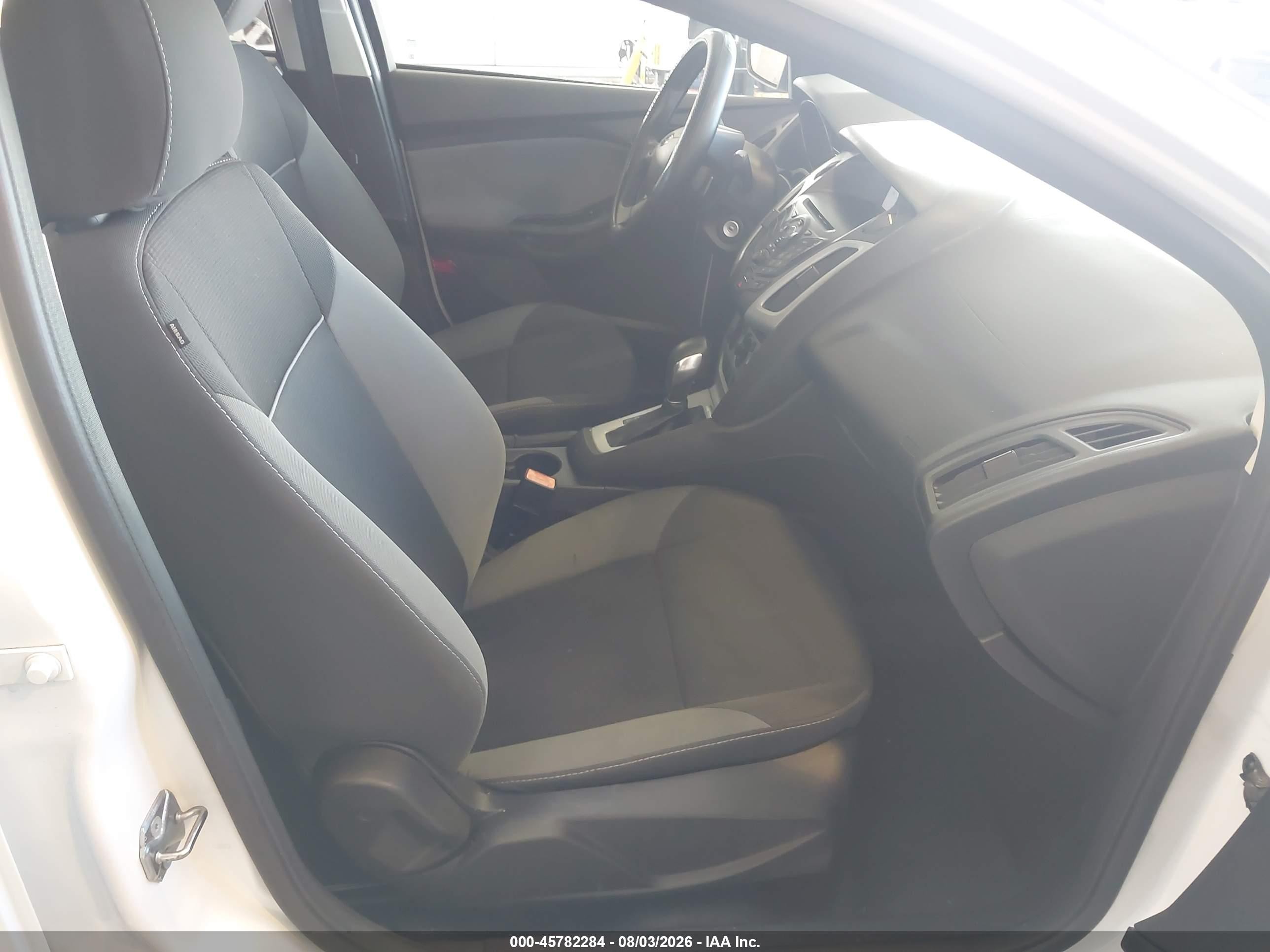 2013 Ford Focus Se White vin: 1FADP3F22DL237445