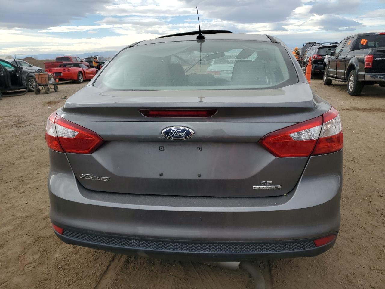 2013 Ford Focus Gray vin: 1FADP3F22DL242676