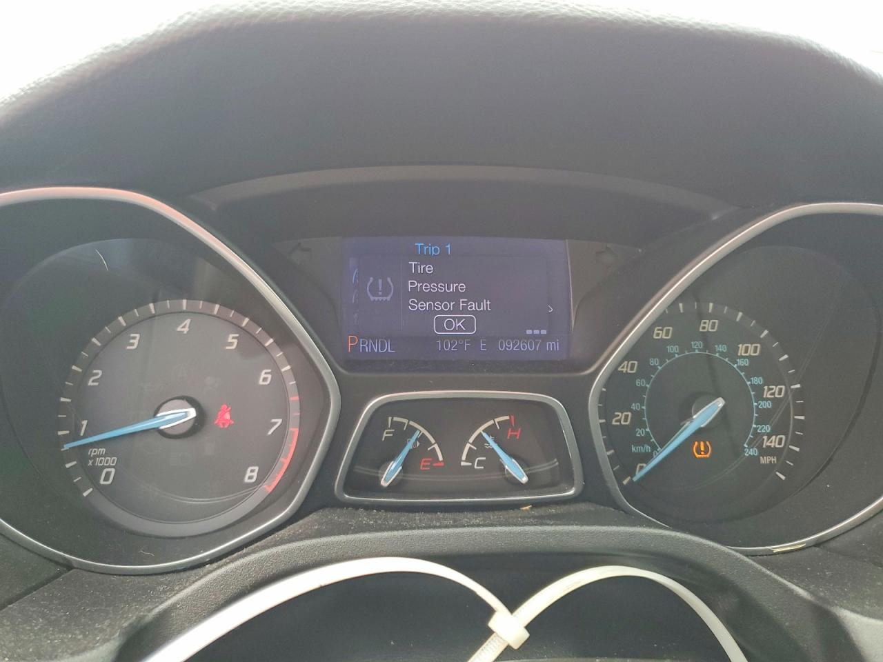 2013 Ford Focus Se Red vin: 1FADP3F22DL243617