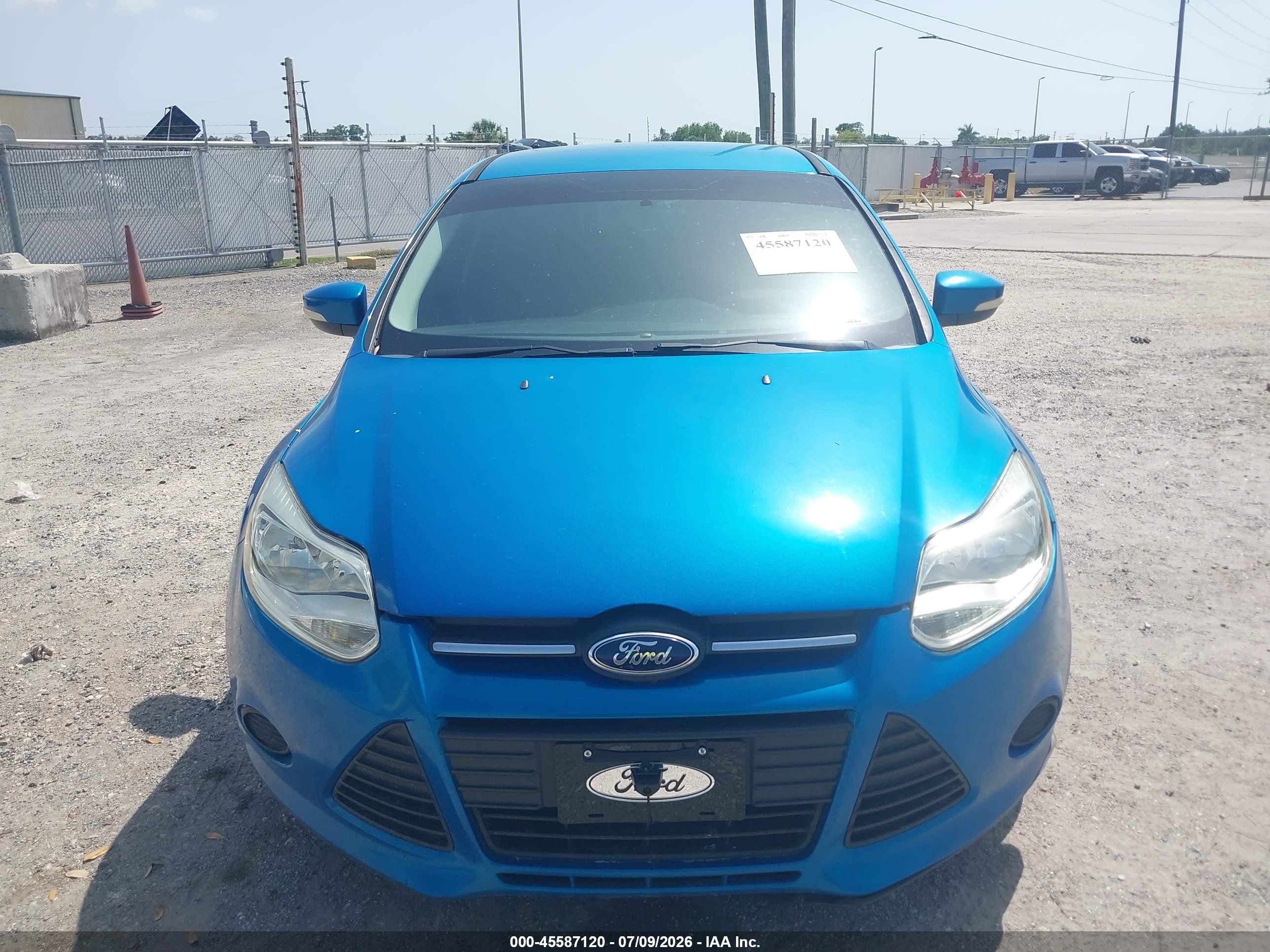 2013 Ford Focus Se Blue vin: 1FADP3F22DL270817