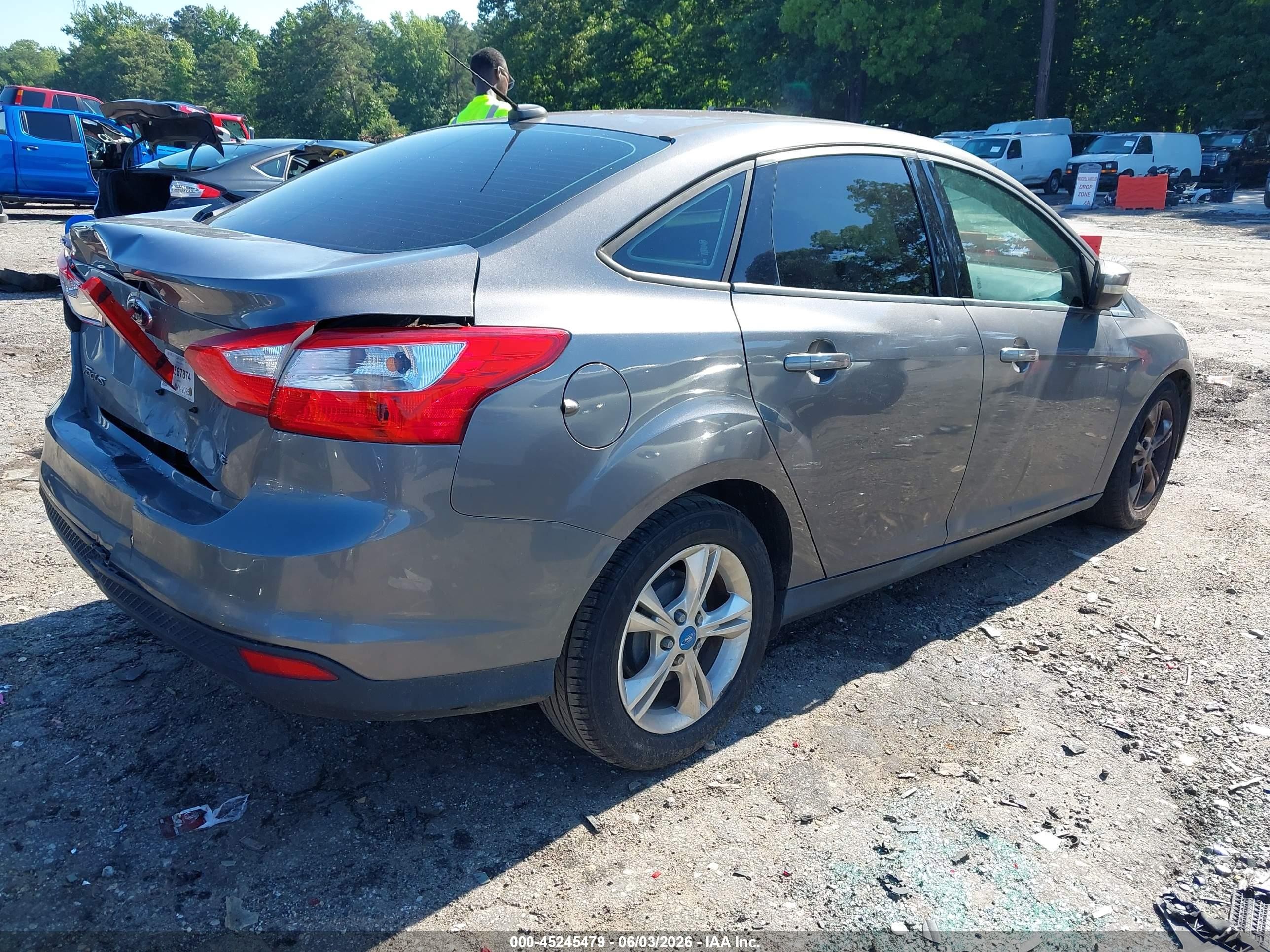 2013 Ford Focus Se Gray vin: 1FADP3F22DL272373