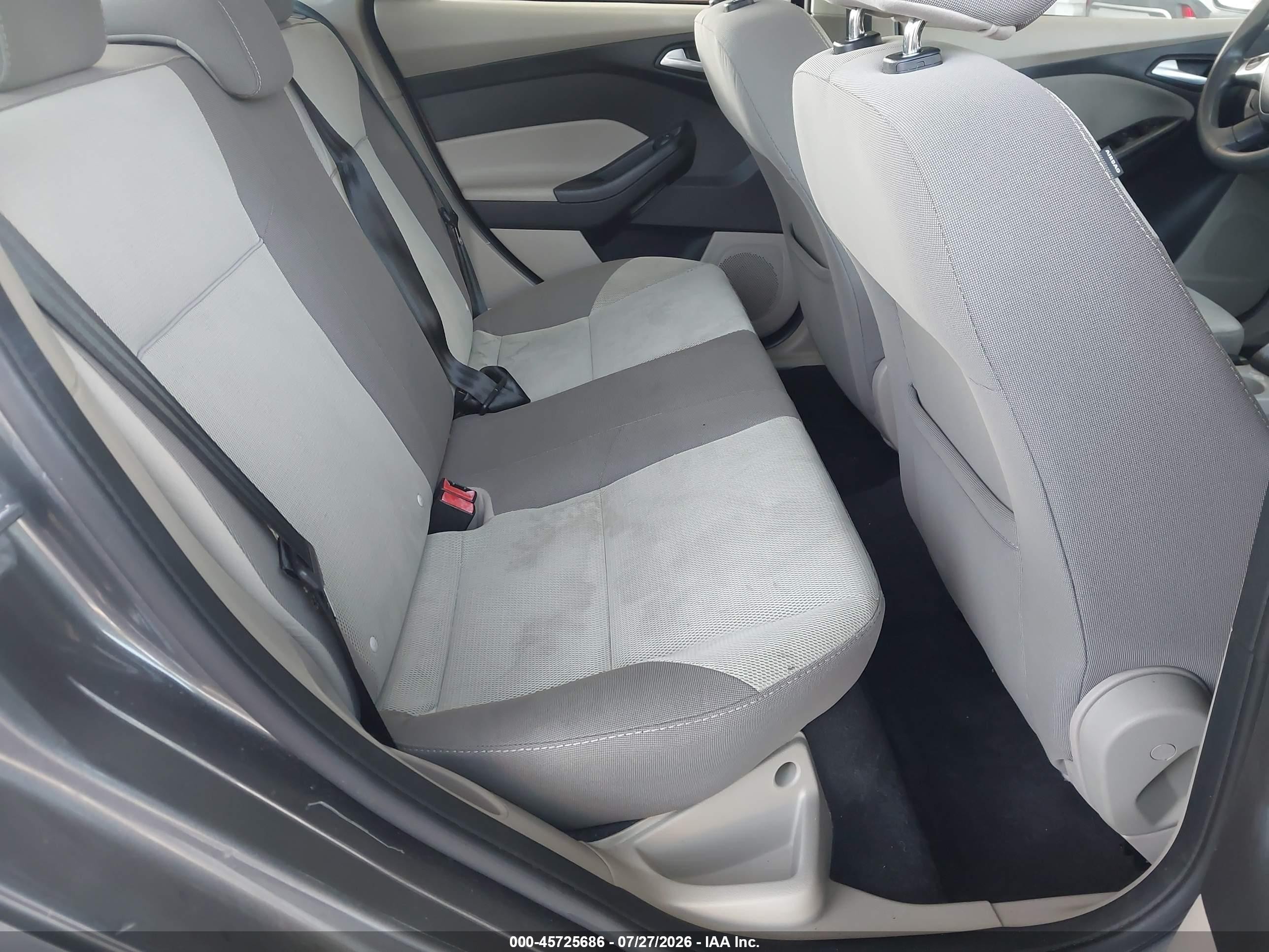 2013 Ford Focus Se Gray vin: 1FADP3F22DL321443