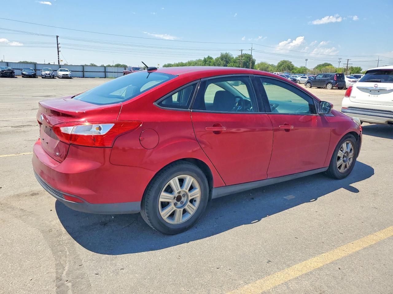 2013 Ford Focus Se Red vin: 1FADP3F22DL338033