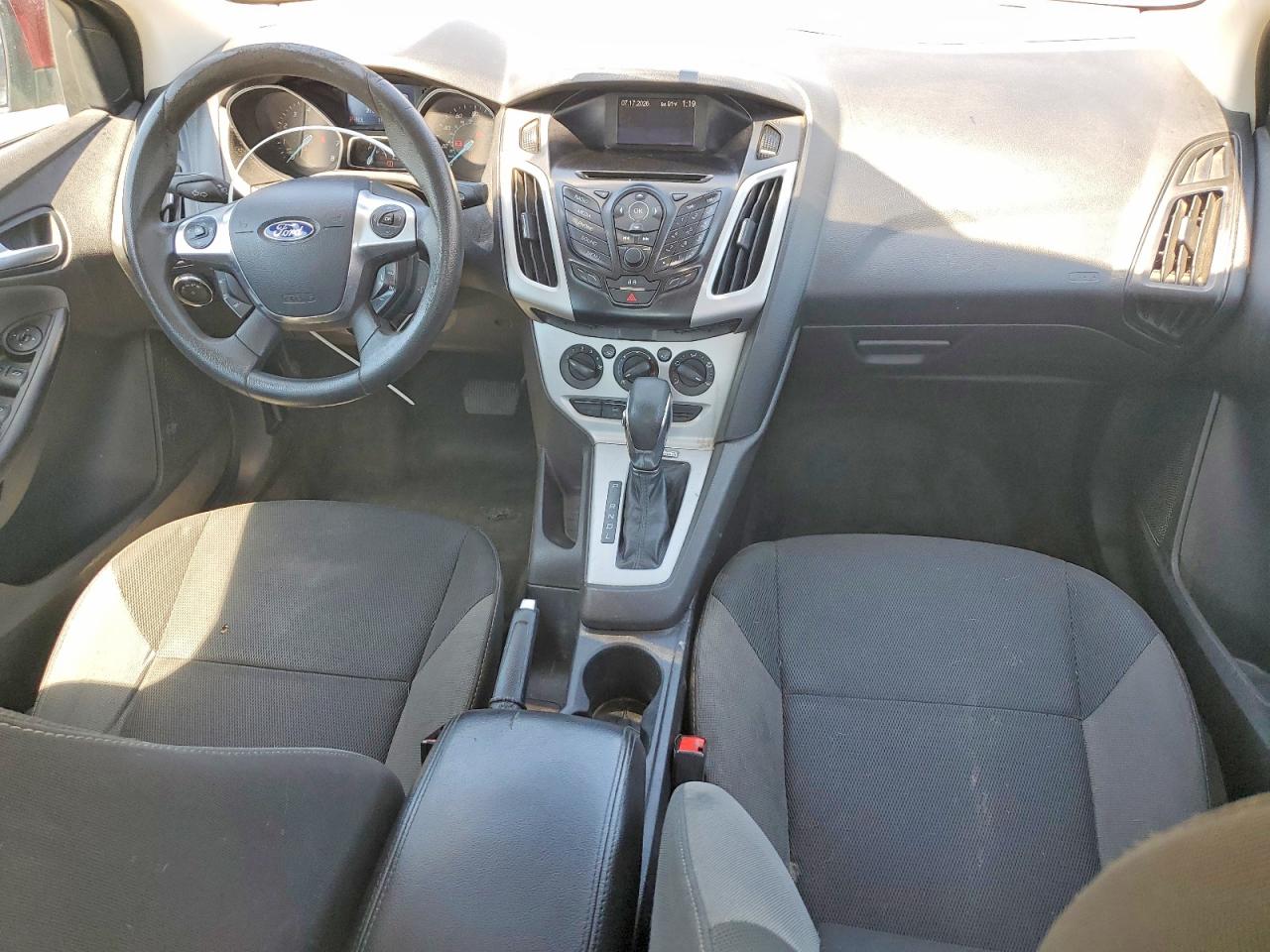 2013 Ford Focus Se Red vin: 1FADP3F22DL338033