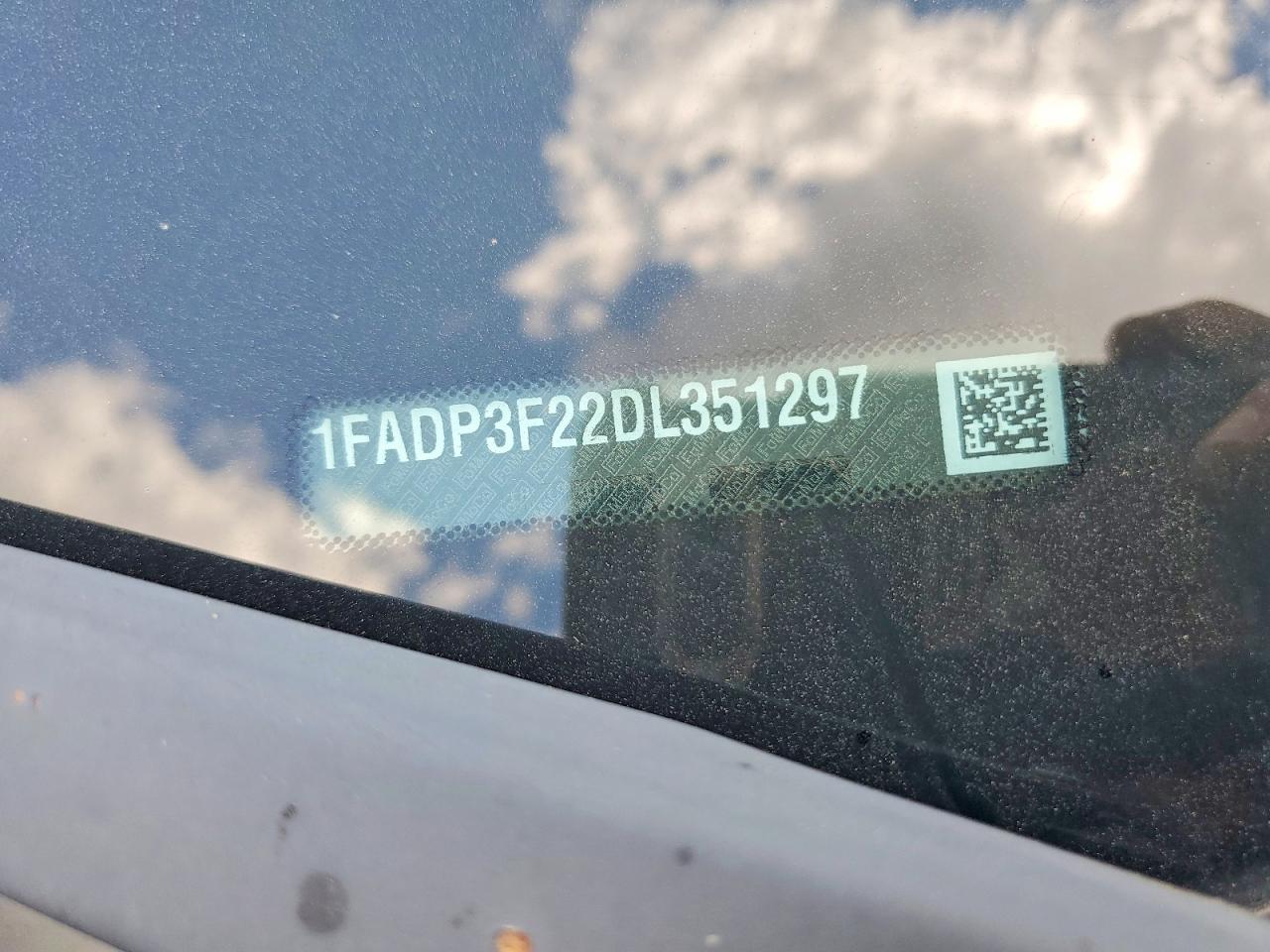 2013 Ford Focus Se Red vin: 1FADP3F22DL351297
