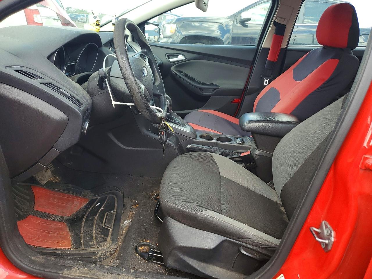 2013 Ford Focus Se Red vin: 1FADP3F22DL351297