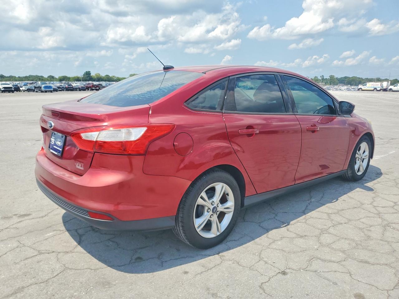 2013 Ford Focus Se Red vin: 1FADP3F22DL359822