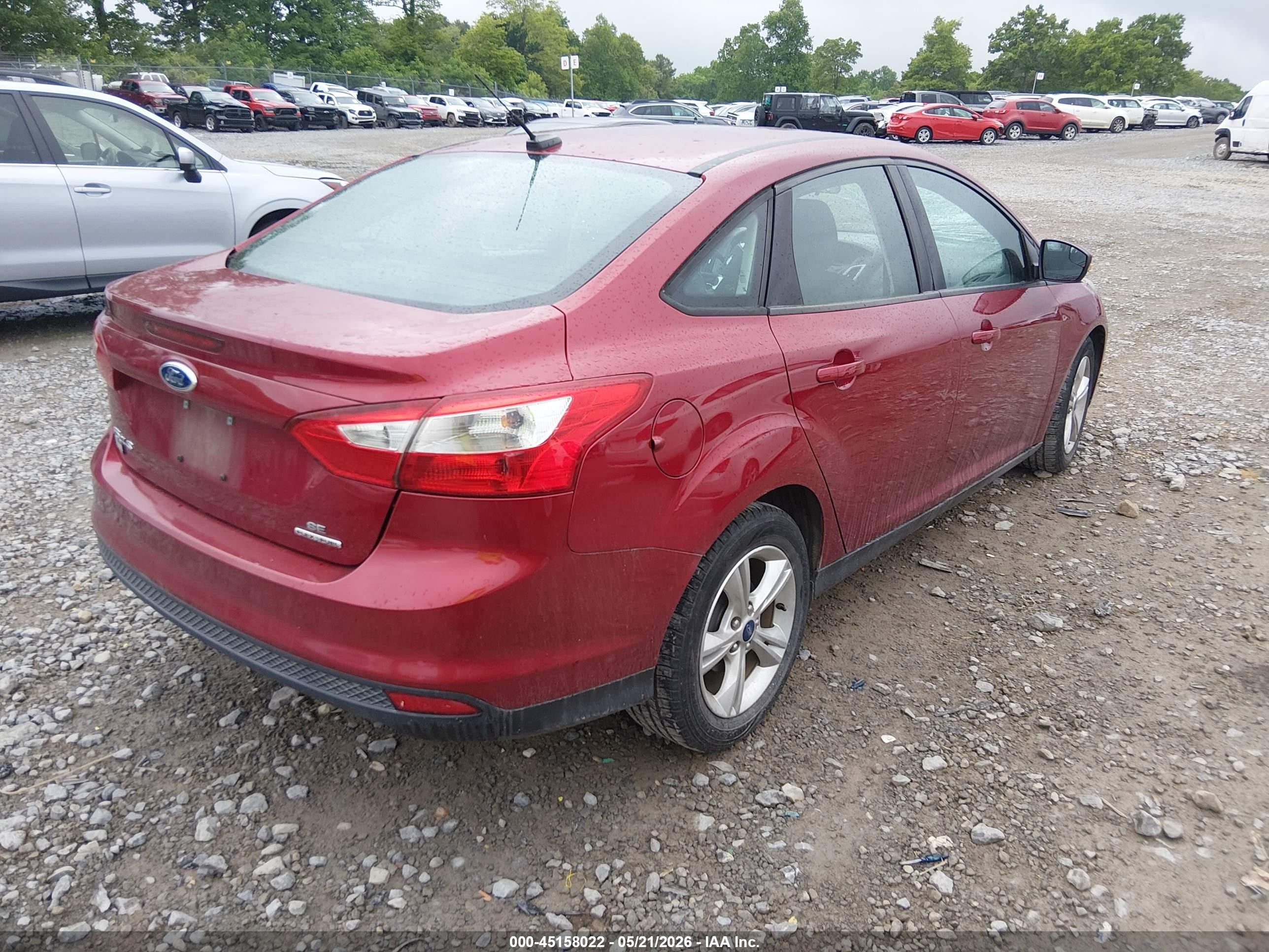2013 Ford Focus Se Maroon vin: 1FADP3F22DL361165