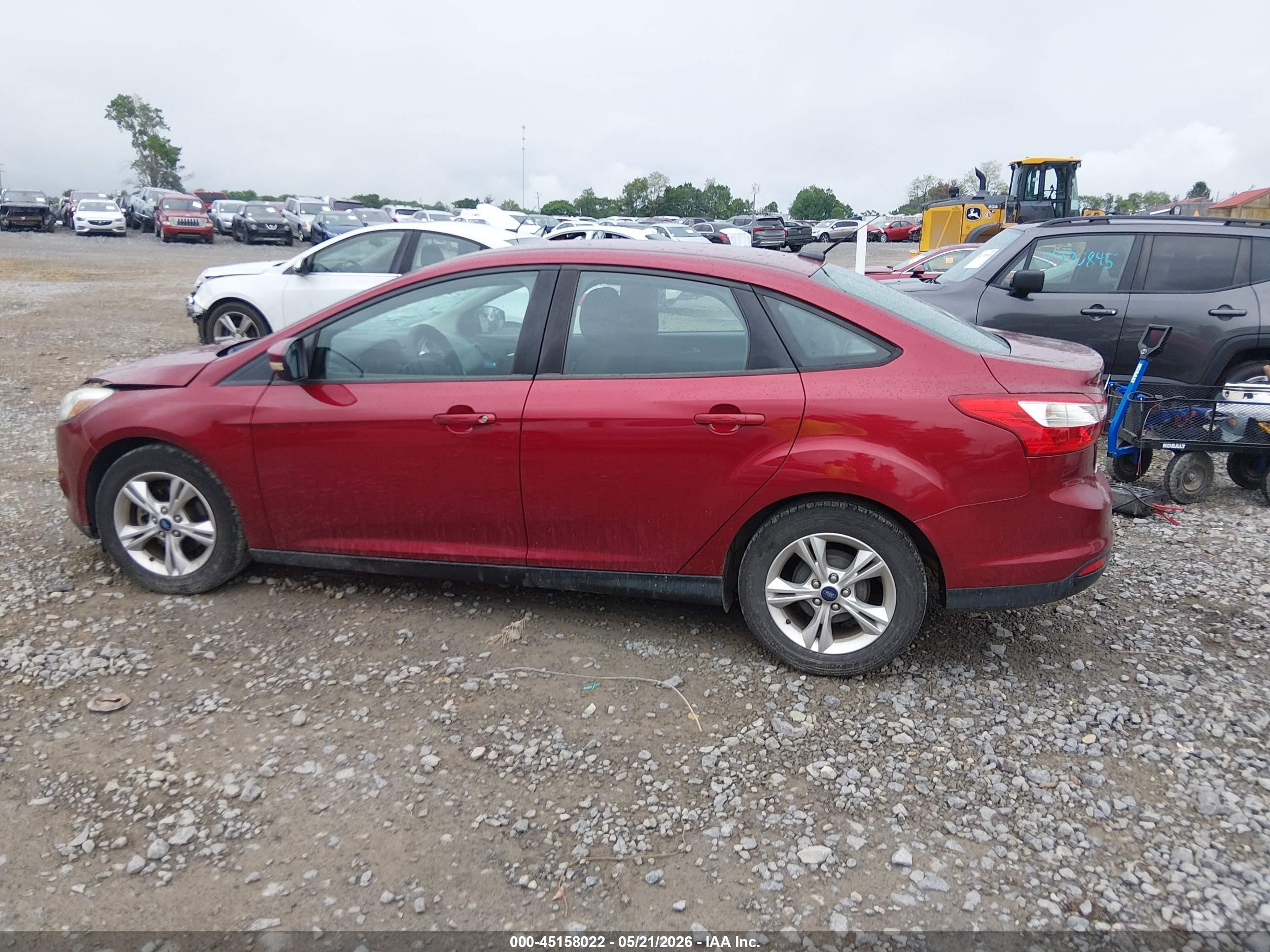 2013 Ford Focus Se Maroon vin: 1FADP3F22DL361165