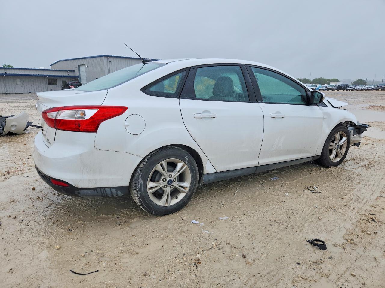 2013 Ford Focus Se Белый vin: 1FADP3F22DL381187