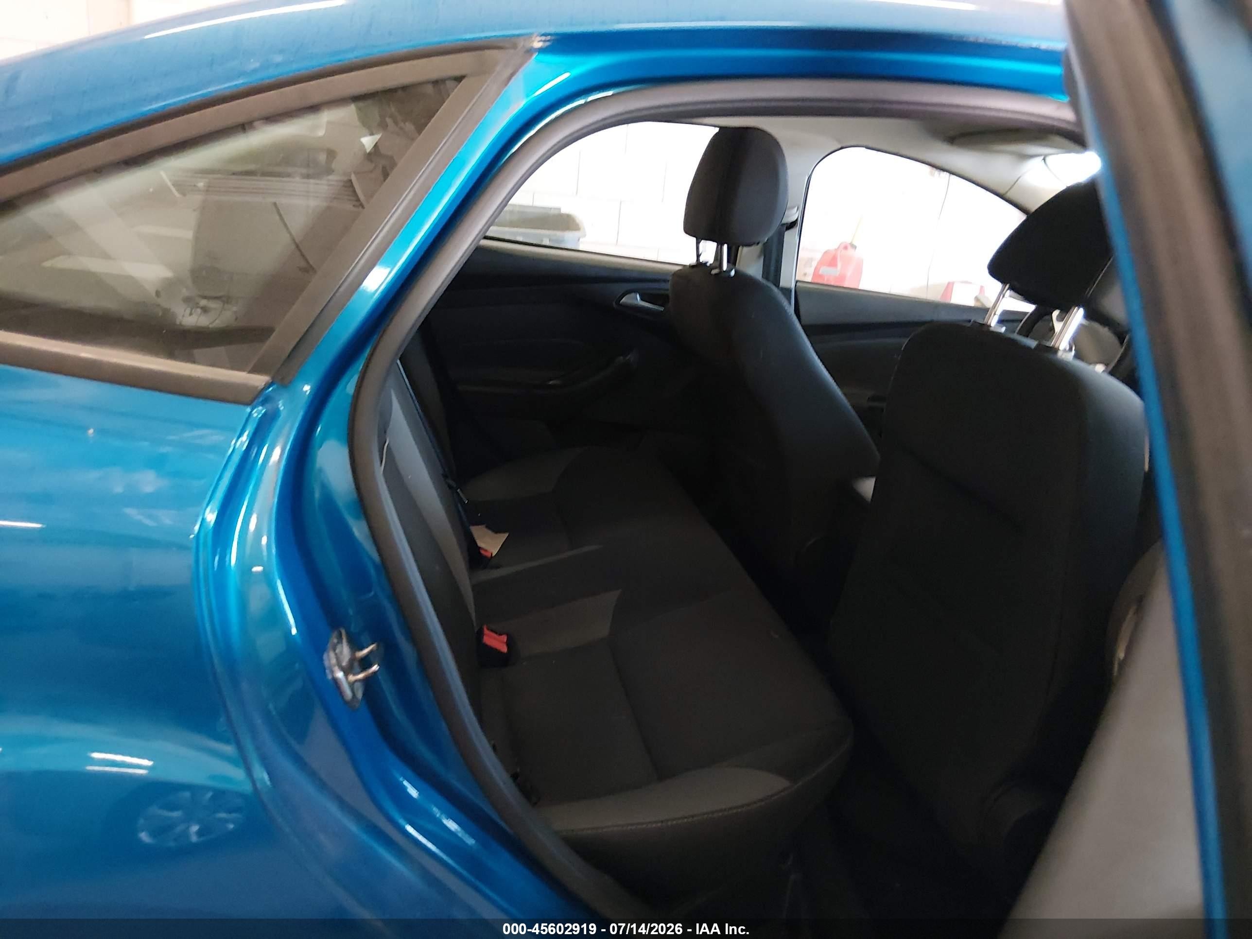 2013 Ford Focus Se Blue vin: 1FADP3F22DL381982