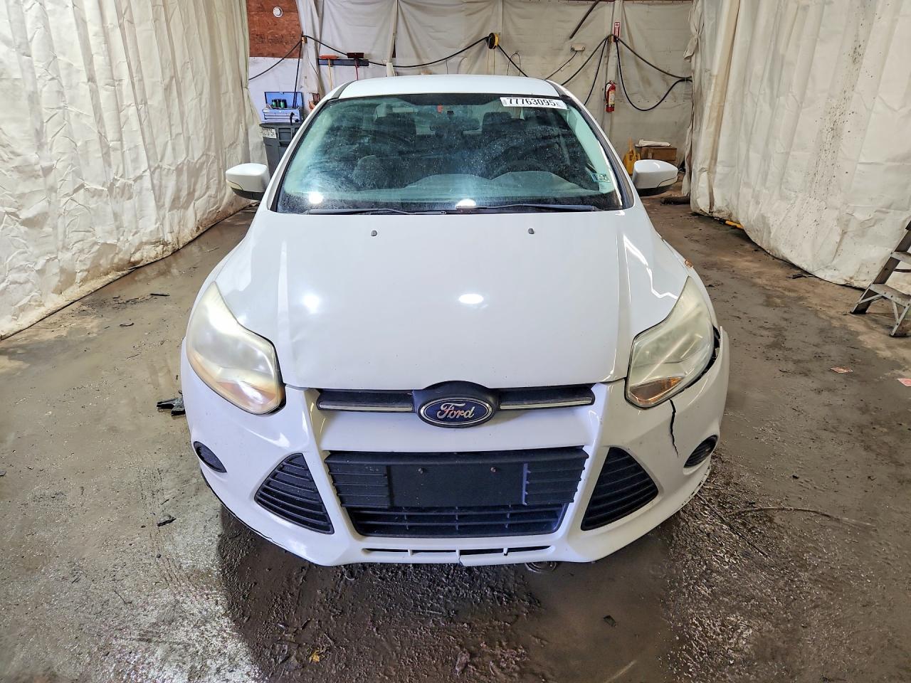 2014 Ford Focus Se Белый vin: 1FADP3F22EL105920