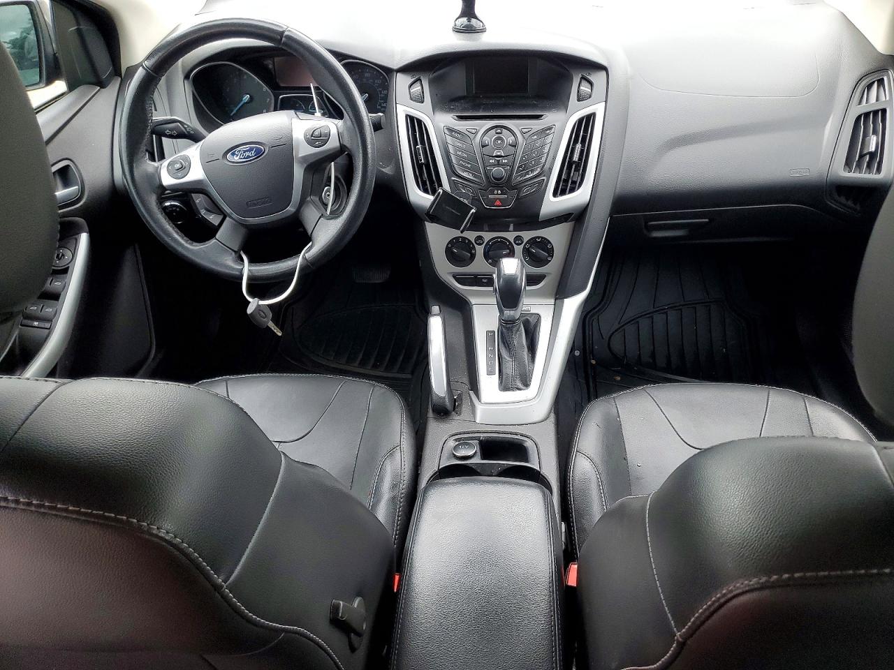 2014 Ford Focus Se Black vin: 1FADP3F22EL118330