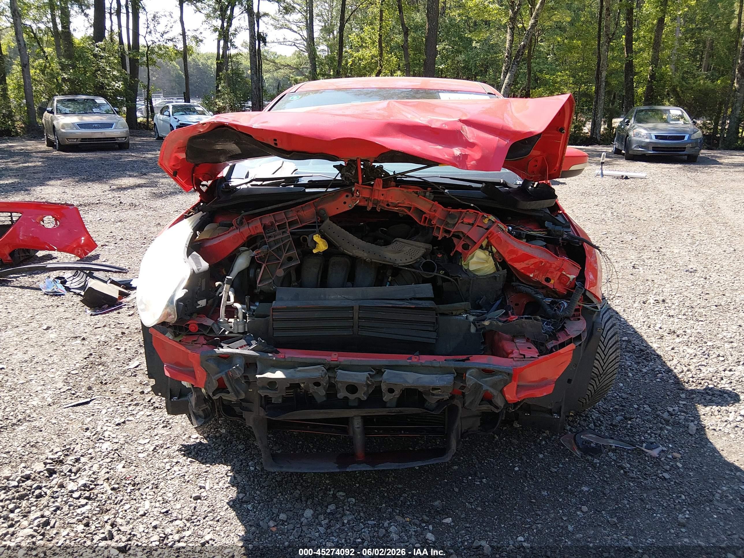 2014 Ford Focus Se Красный vin: 1FADP3F22EL119090