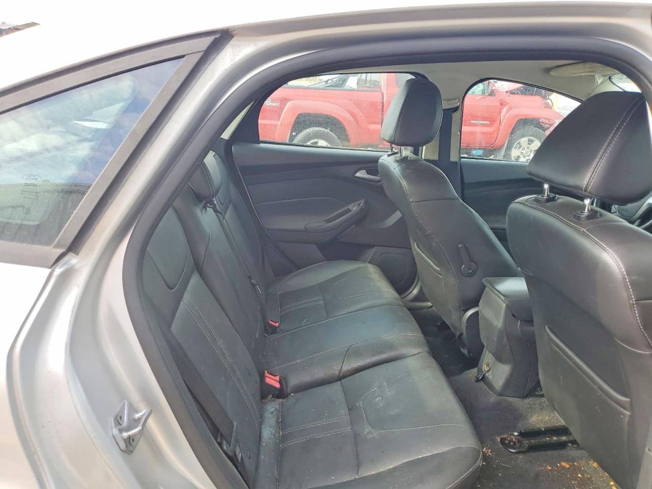 2014 Ford Focus Se Silver vin: 1FADP3F22EL134995