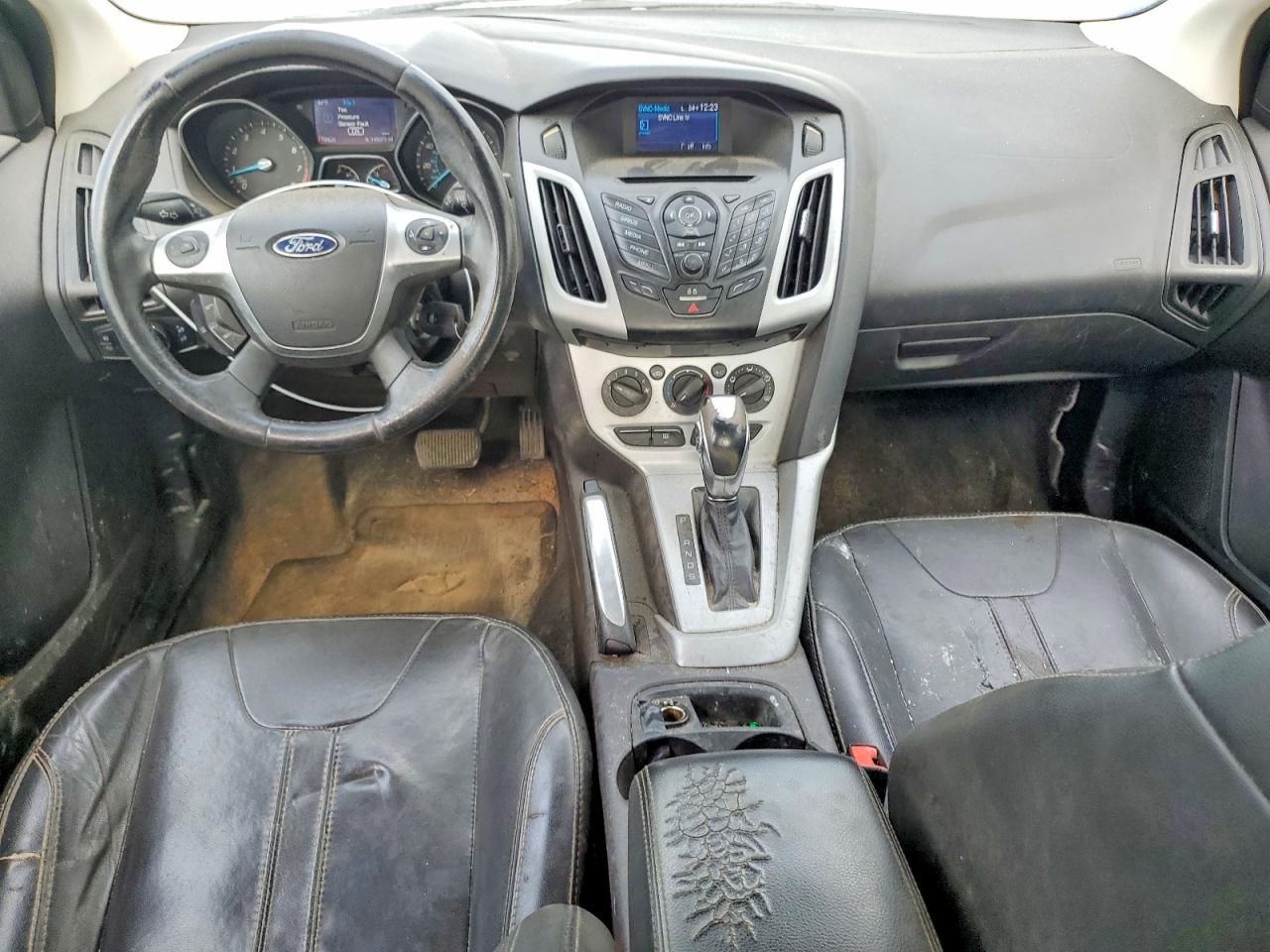 2014 Ford Focus Se Silver vin: 1FADP3F22EL134995