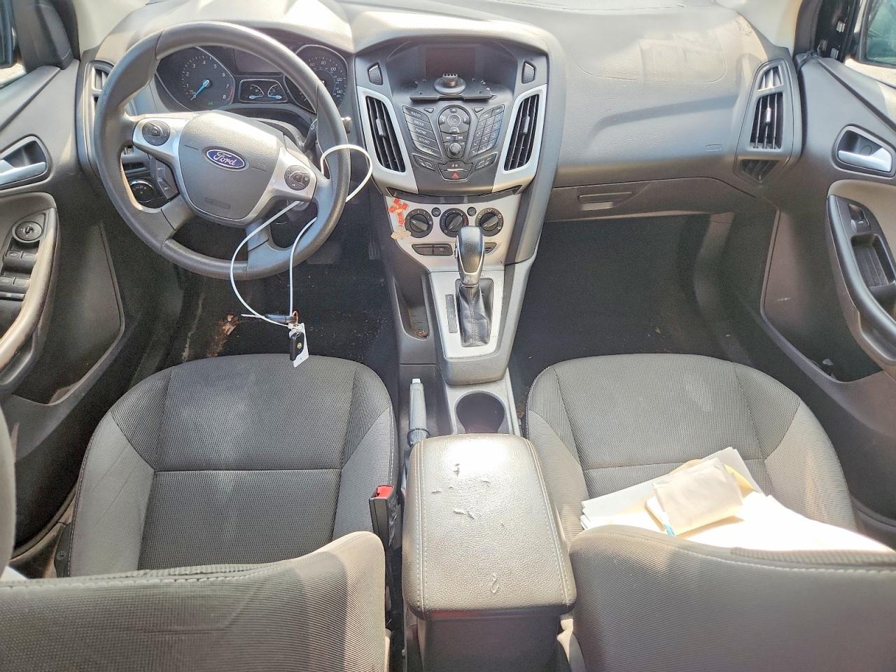 2014 Ford Focus Se Black vin: 1FADP3F22EL135998