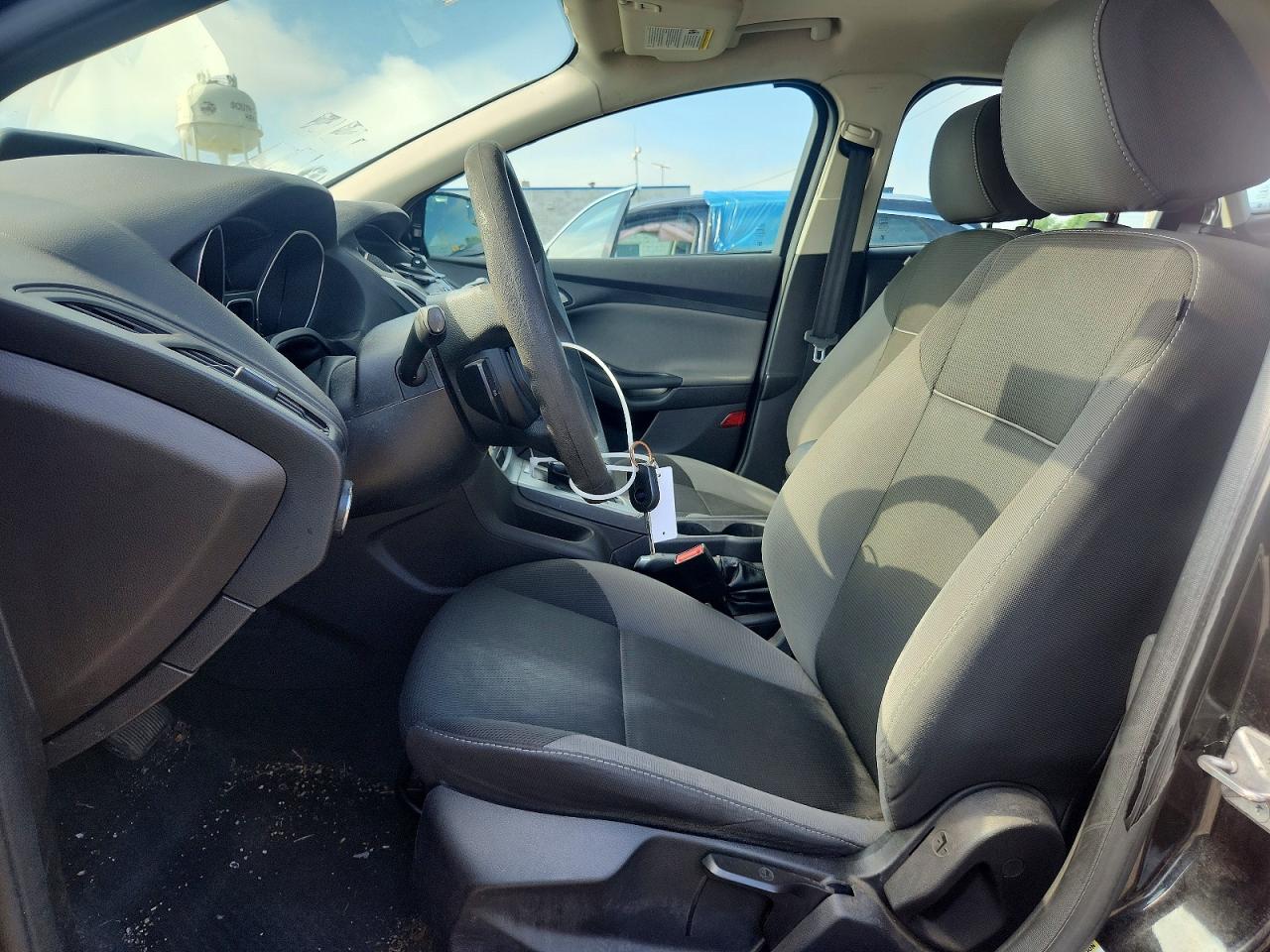 2014 Ford Focus Se Black vin: 1FADP3F22EL135998