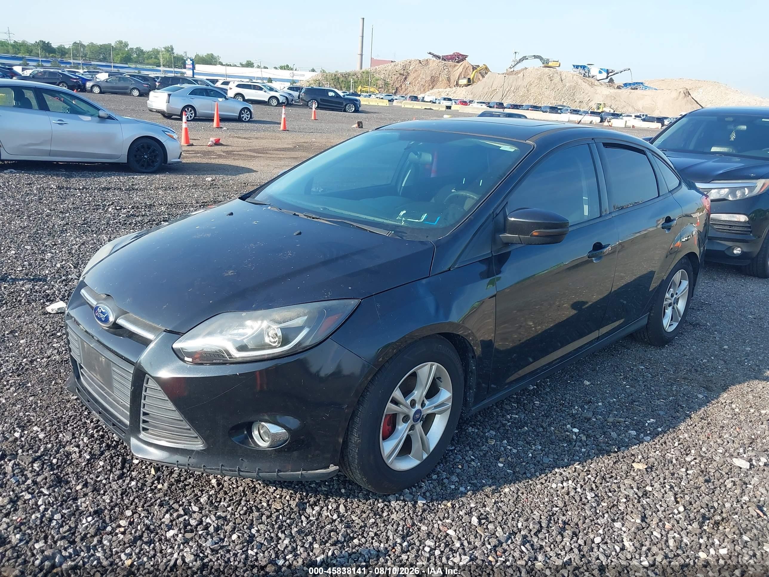 2014 Ford Focus Se Черный vin: 1FADP3F22EL153997