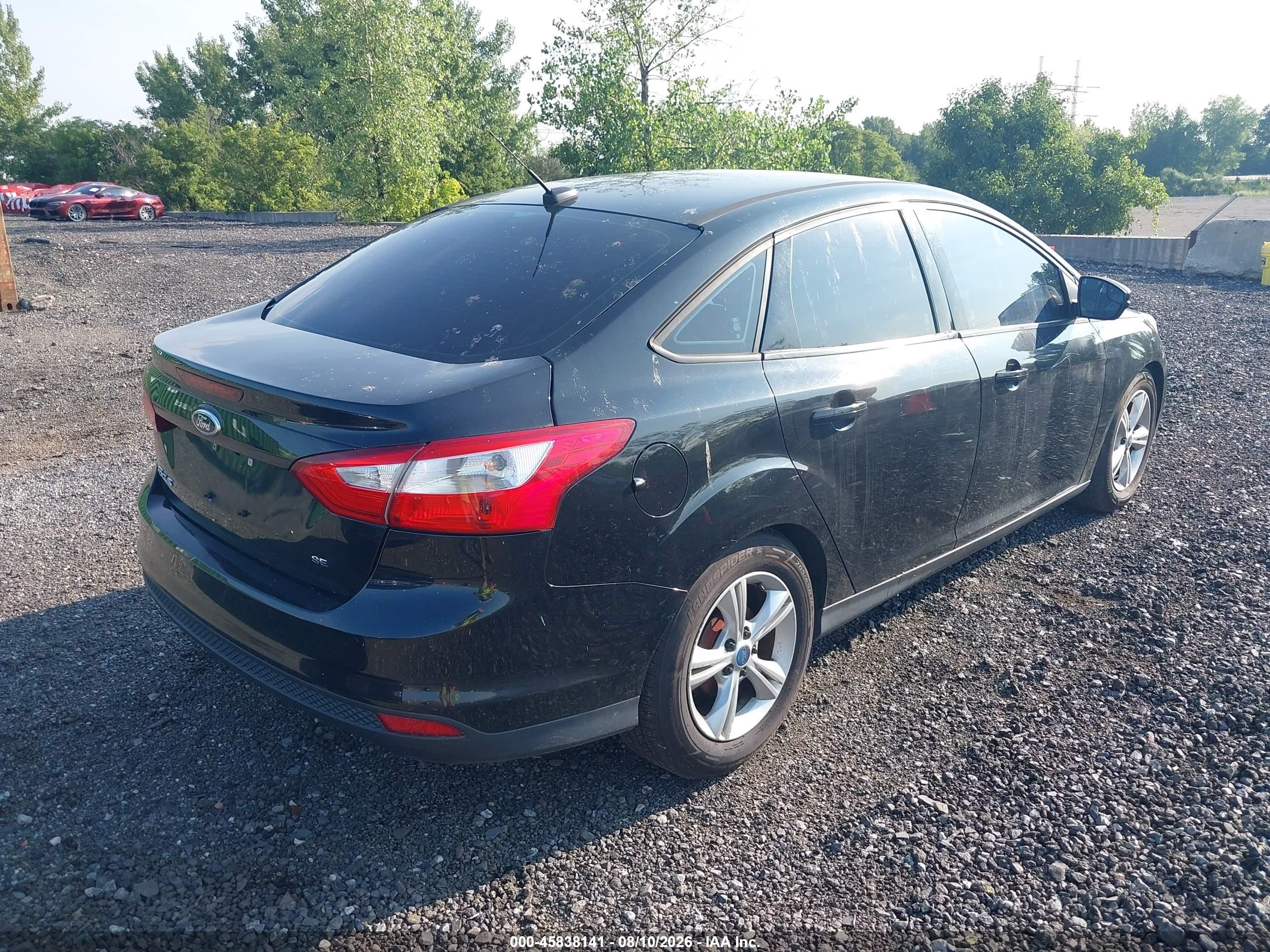 2014 Ford Focus Se Черный vin: 1FADP3F22EL153997