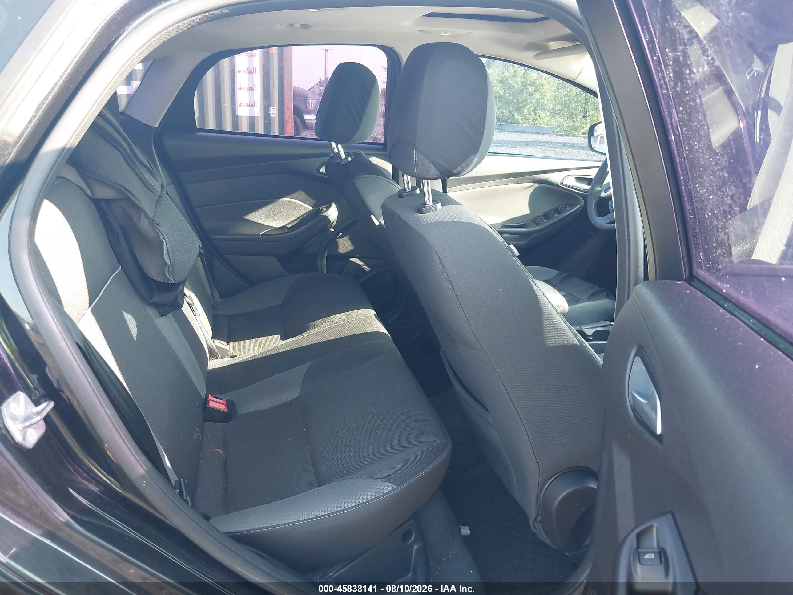 2014 Ford Focus Se Черный vin: 1FADP3F22EL153997