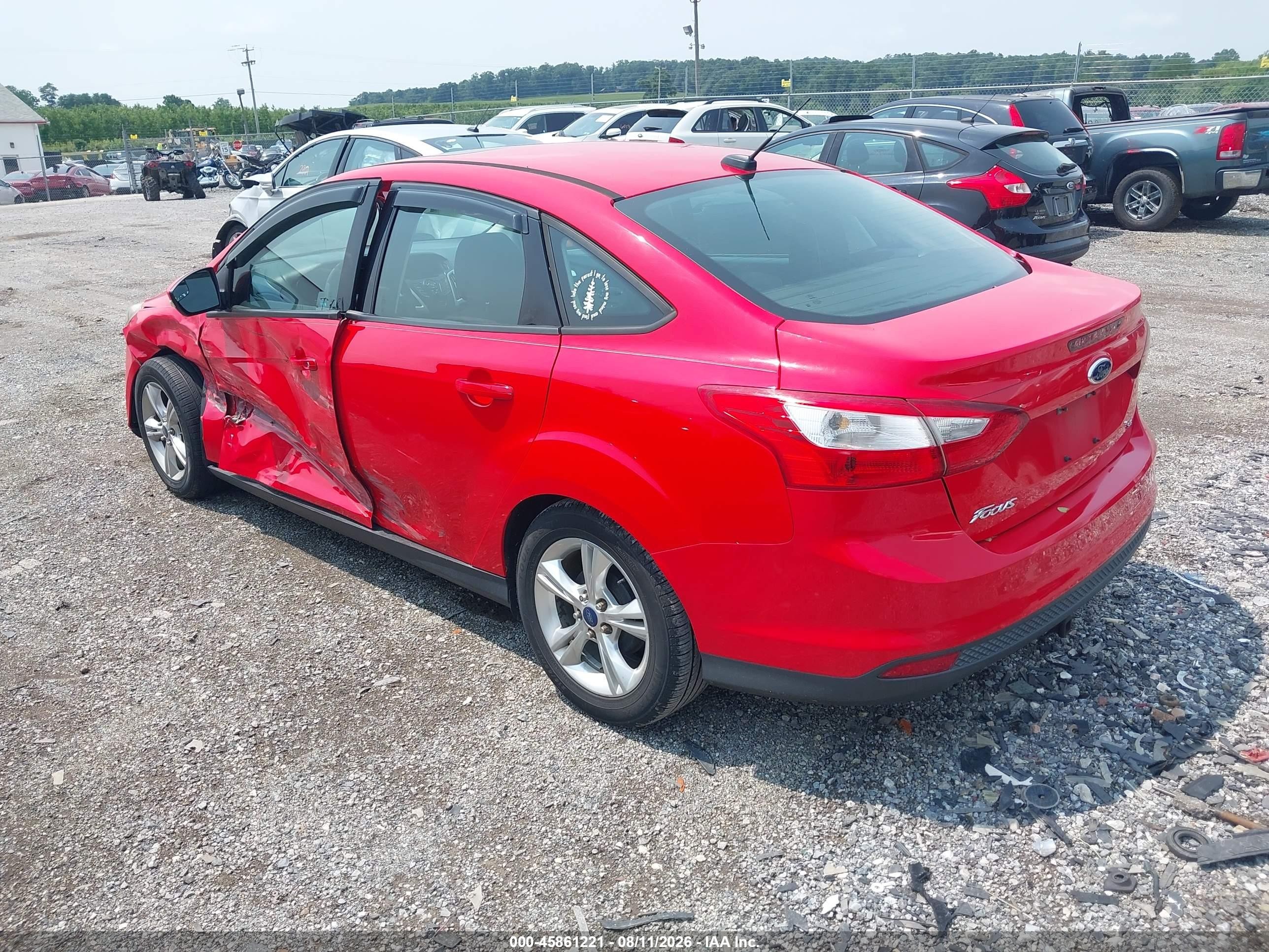 2014 Ford Focus Se Red vin: 1FADP3F22EL159086